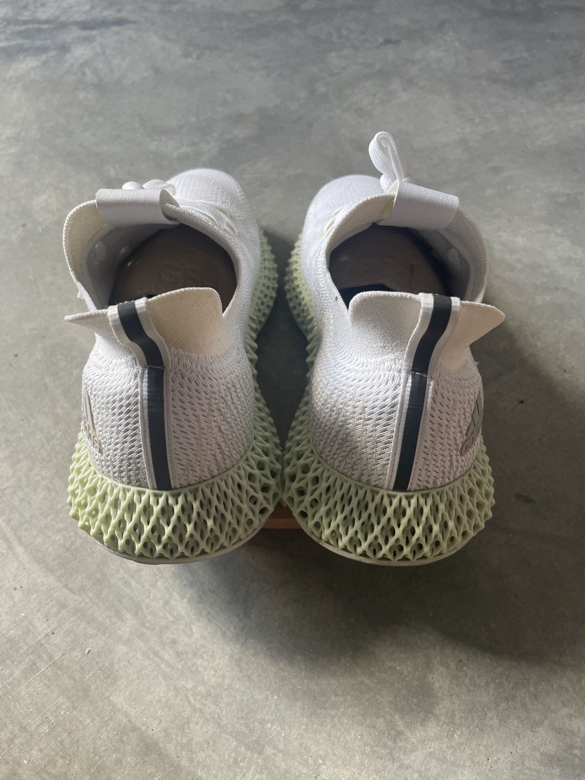 Adidas Adidas Alpha Edge 4D Size US 9.5 / EU 42-43 - 4 Thumbnail