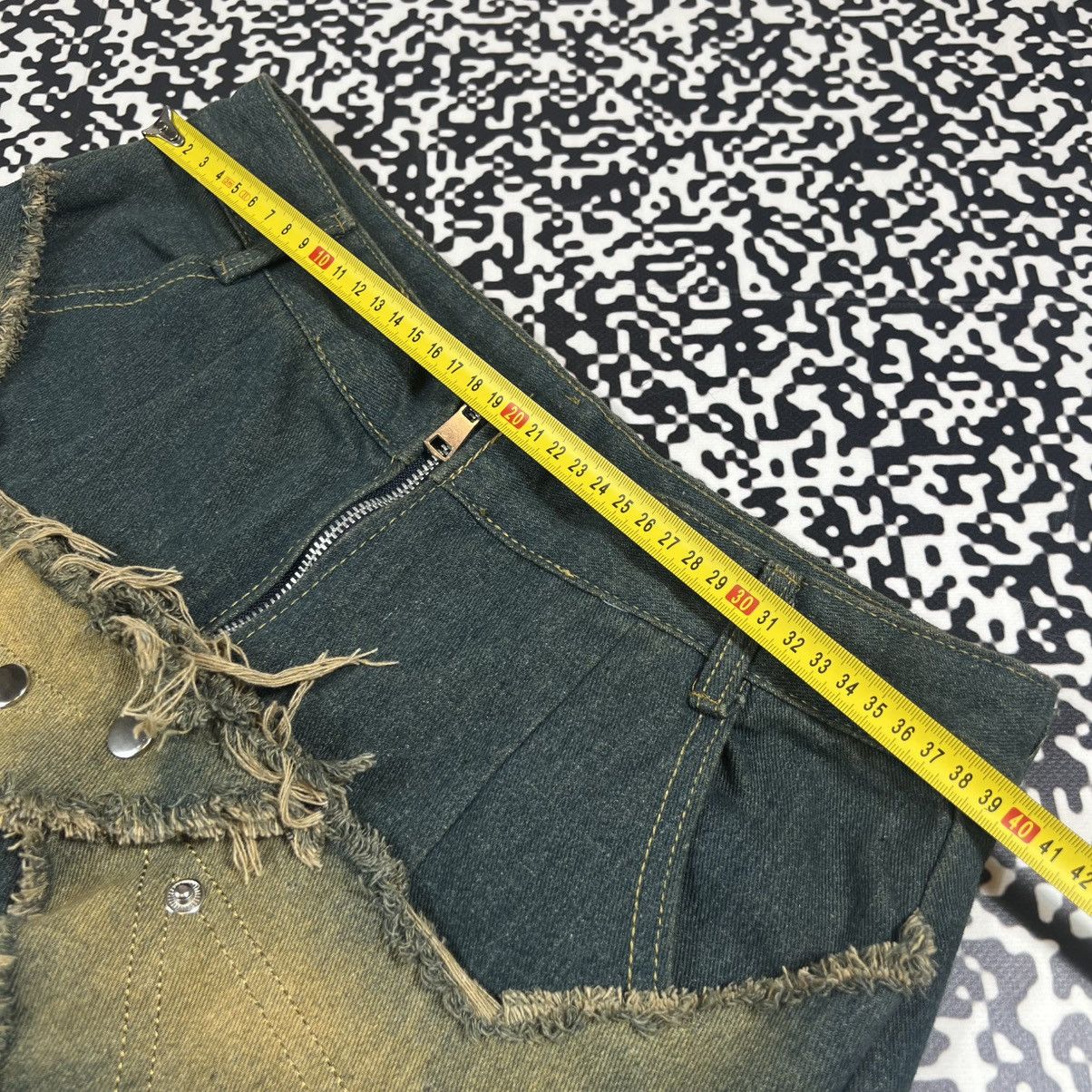 Japanese Brand Vintage Y2K Japanese Patchwork Star Logo Retro Style Jeans Size 29" - 18 Thumbnail