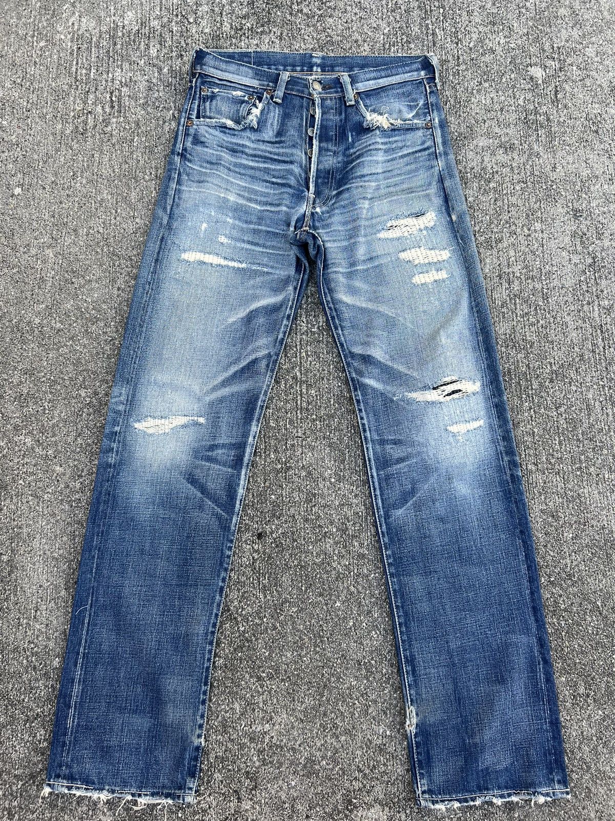 Levi's Vintage Clothing × Vintage Vintage 2005 LVC Levi’s 501 E Trashed Denim Selvedge Jeans Size US 32 / EU 48 - 1 Thumbnail