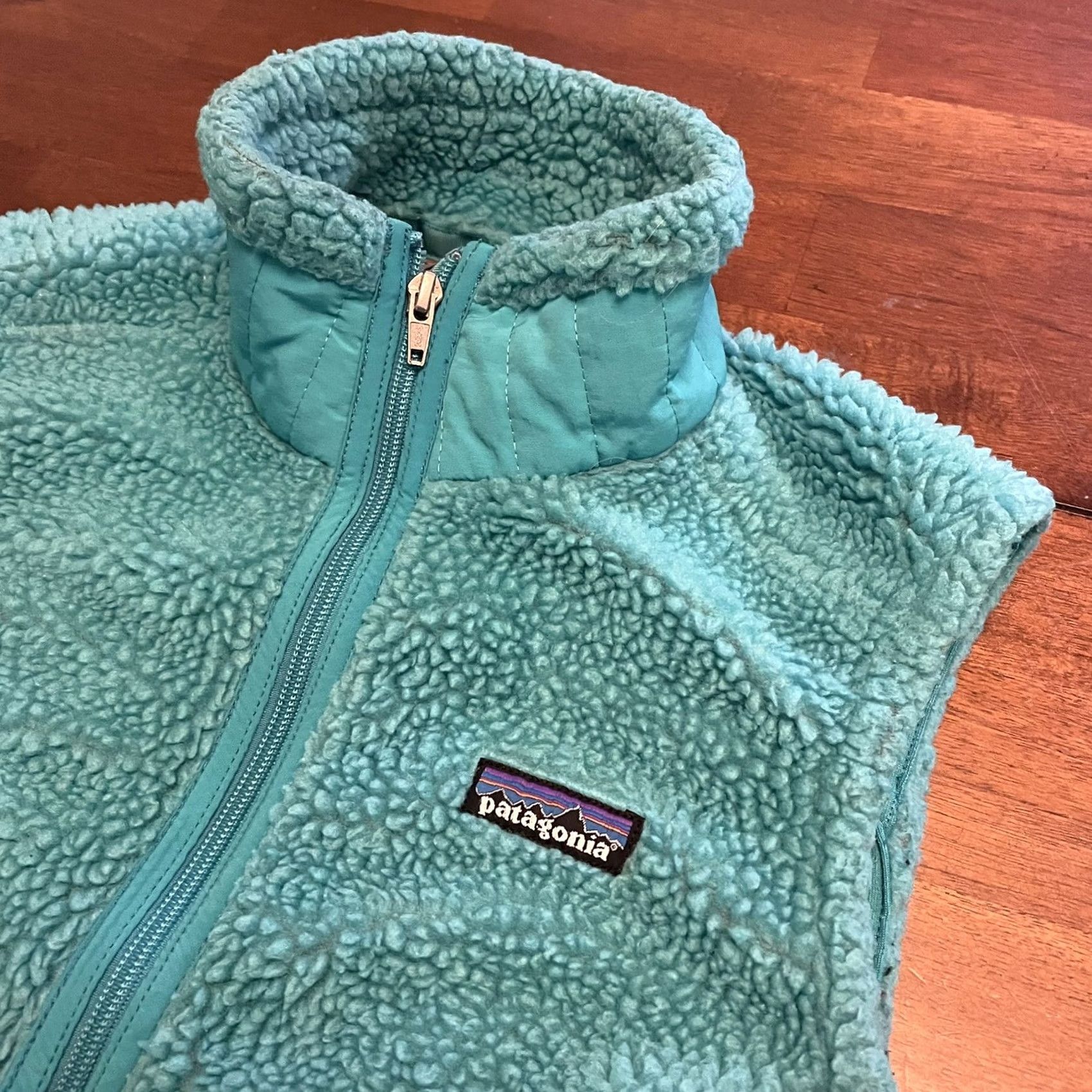 Patagonia Patagonia Retro-X Deep Pile Vest Womens S Aqua Solid Zip Vest Retro X Size S / US 4 / IT 40 - 4 Thumbnail