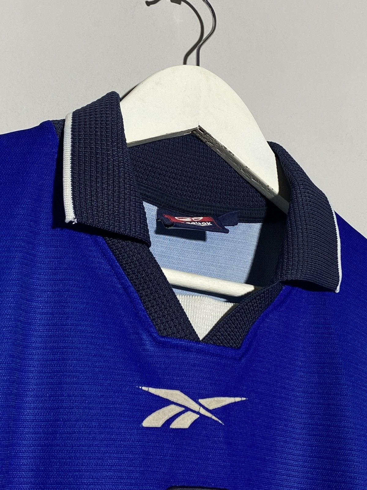Reebok 1999/2000 Bolton Wanderers Away Soccer Jersey Size US M / EU 48-50 / 2 - 8 Thumbnail