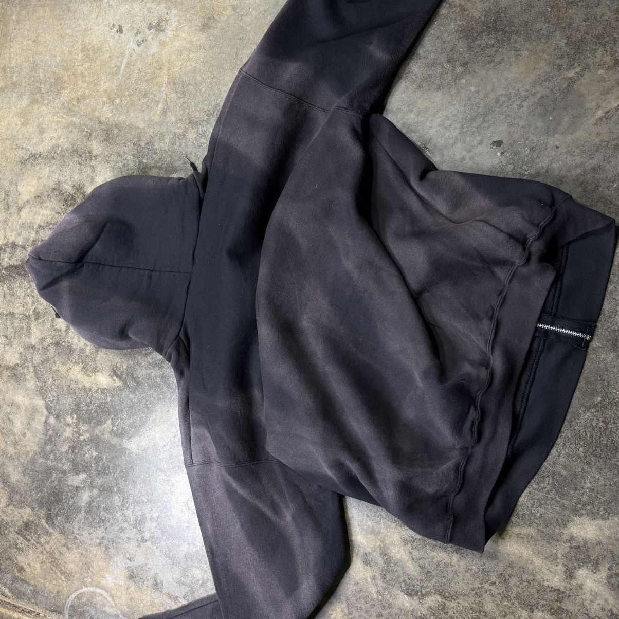 Vintage vintage black faded black baggy distressed zip up hoodie Size US XL / EU 56 / 4 - 8 Thumbnail
