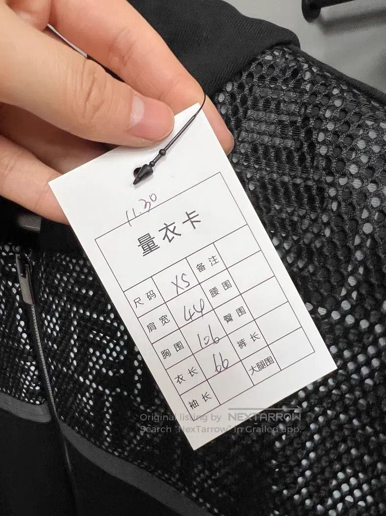 Fendi Fendi Black and Grey Openwork All-Over Printed Zip-Up Hood Size US XS / EU 42 / 0 - 5 Thumbnail
