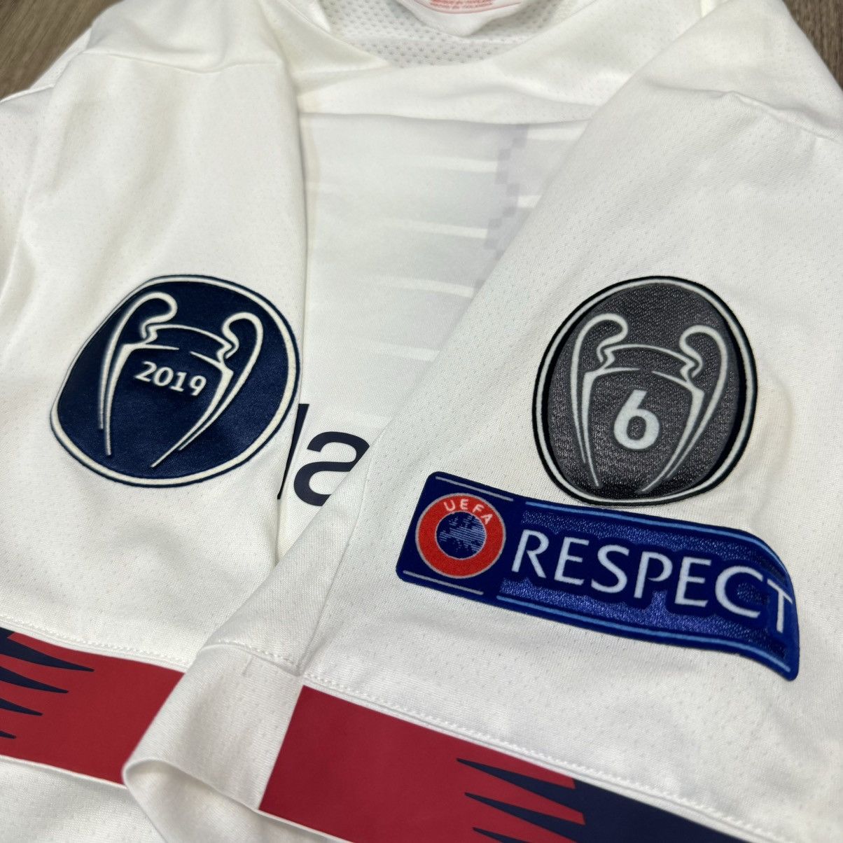 New Balance Liverpool 19/20 C/L away shirt #4 Virgil Size US L / EU 52-54 / 3 - 4 Thumbnail