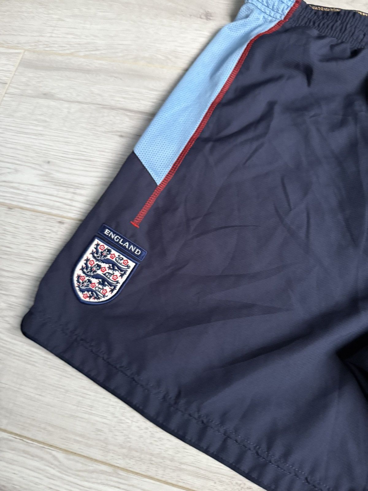 Umbro × Vintage Vintage umbo England Soccer Jersey Shirt 00’s #1 Size US 38 / EU 54 - 3 Thumbnail