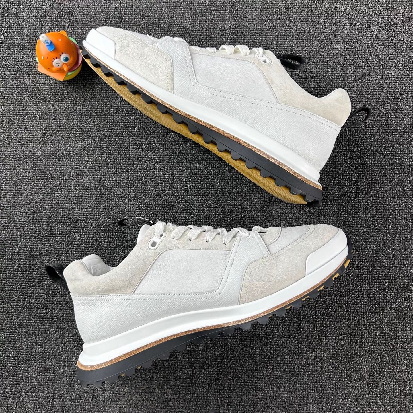 Hermes Hermes Leader Sneakers White Near Mint Minimal Logo US10 Size US 9 / EU 42 - 4 Thumbnail