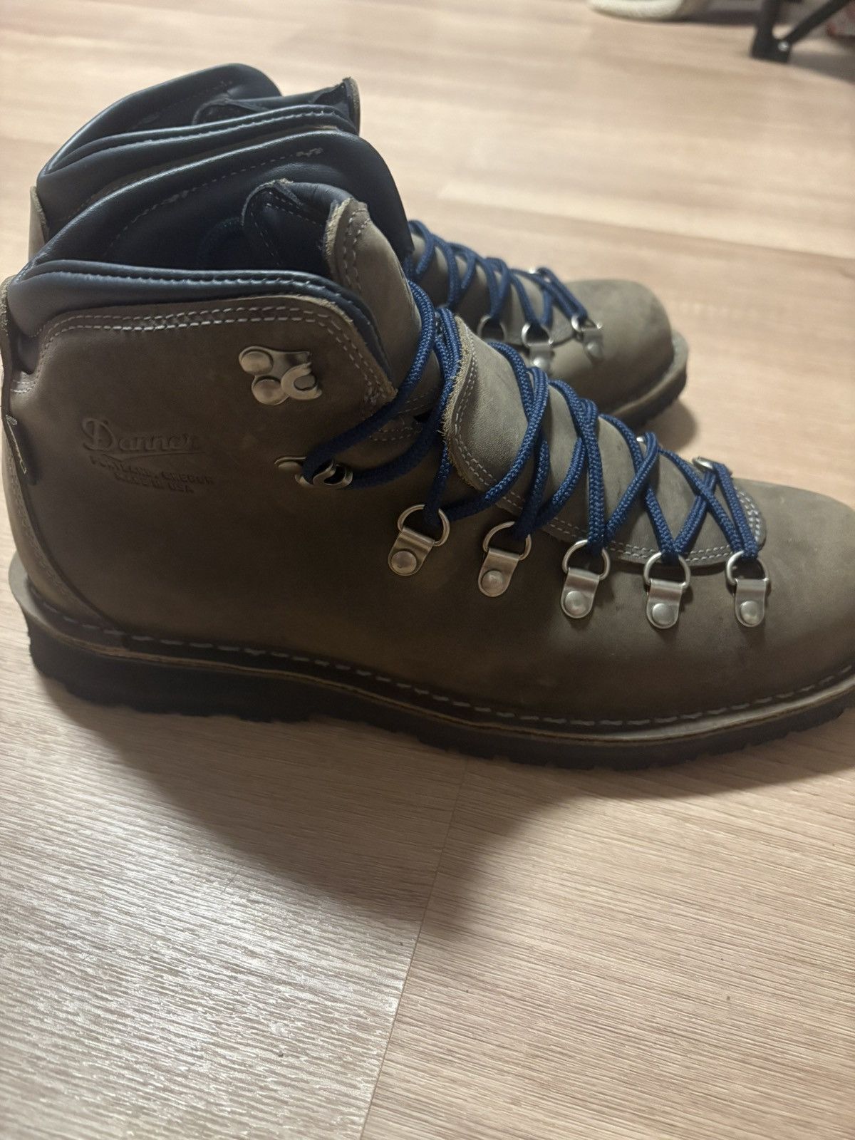 Danner Danner Mountain Light Boots - Made in USA (Size 11) Size US 11 / EU 44 - 1 Thumbnail