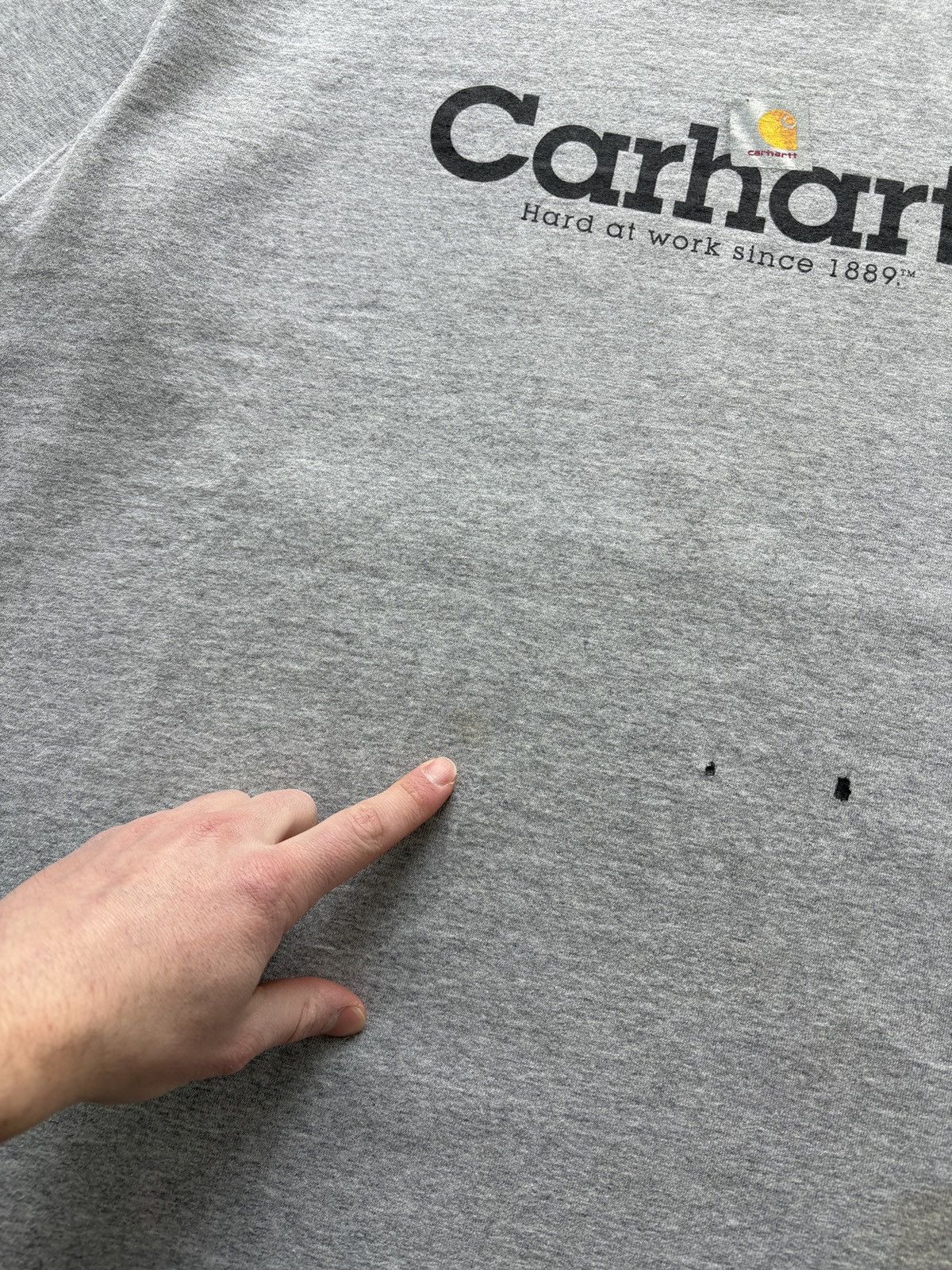 Carhartt Vintage Y2K Carhartt Logo Graphic Tee Size US L / EU 52-54 / 3 - 4 Thumbnail