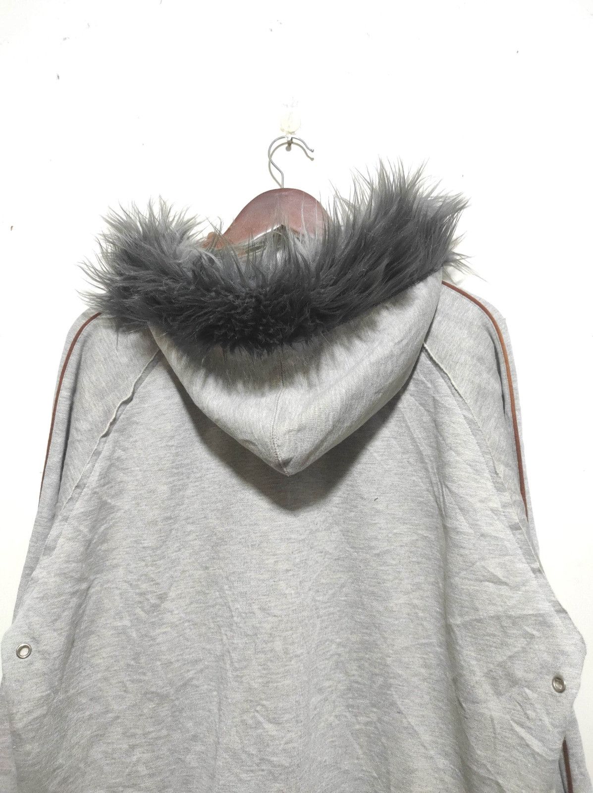 Rocawear Rocawear zipper fur hoodie LGB style Size US XL / EU 56 / 4 - 15 Thumbnail