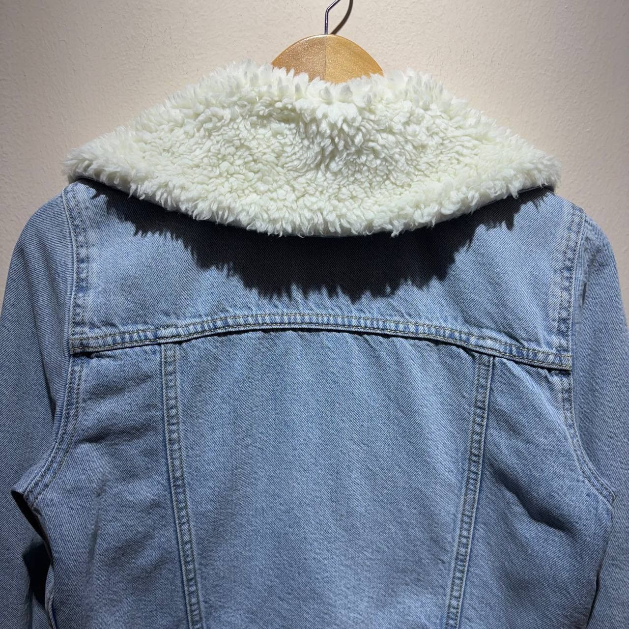 Levi's Vintage Clothing Levis Retro Sherpa Boxy Crop Denim Trucker Jacket Size US XS / EU 42 / 0 - 5 Thumbnail