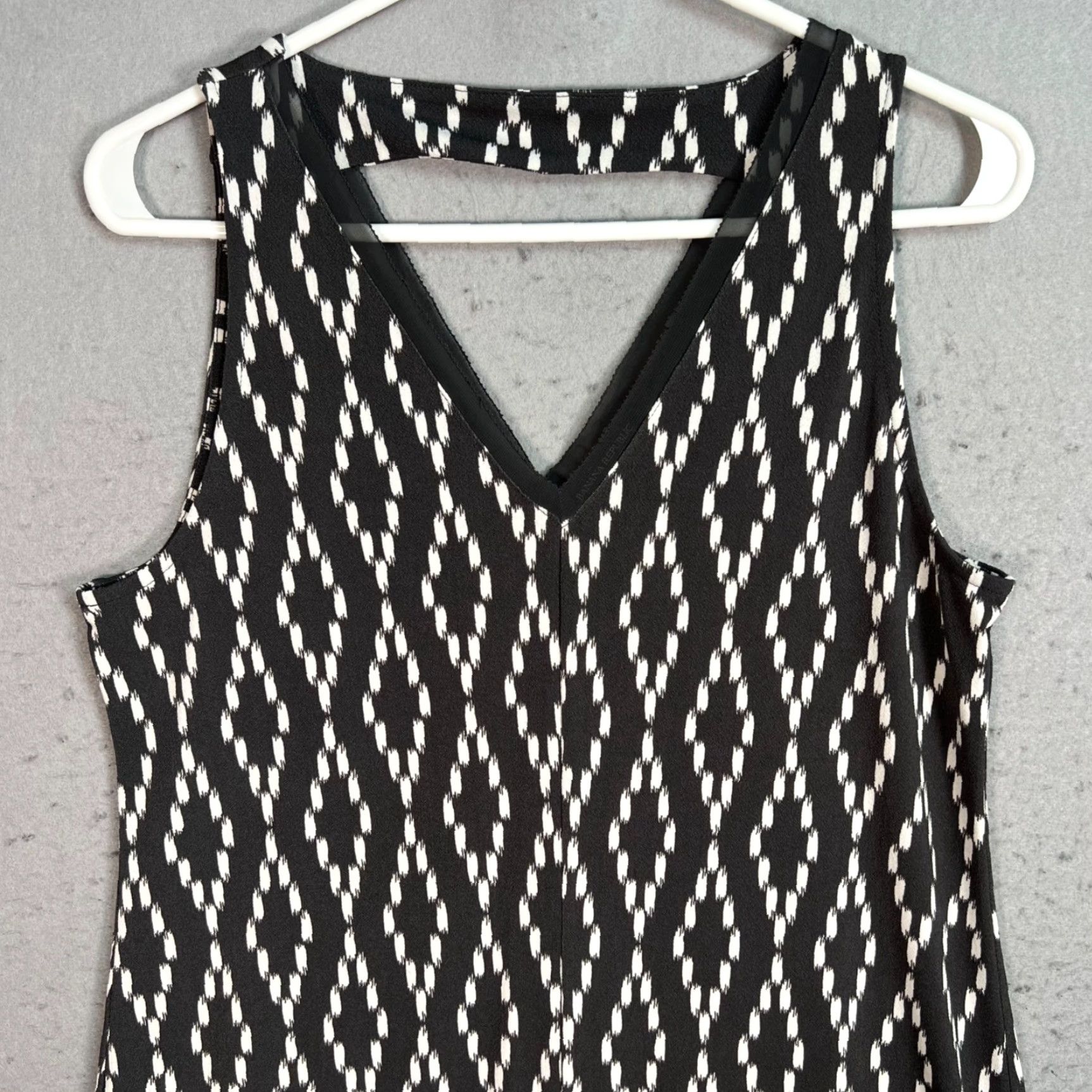 Banana Republic Banana Republic Womens Dress V-Neck Sleeveless Black & White Small Size S / US 4 / IT 40 - 5 Thumbnail