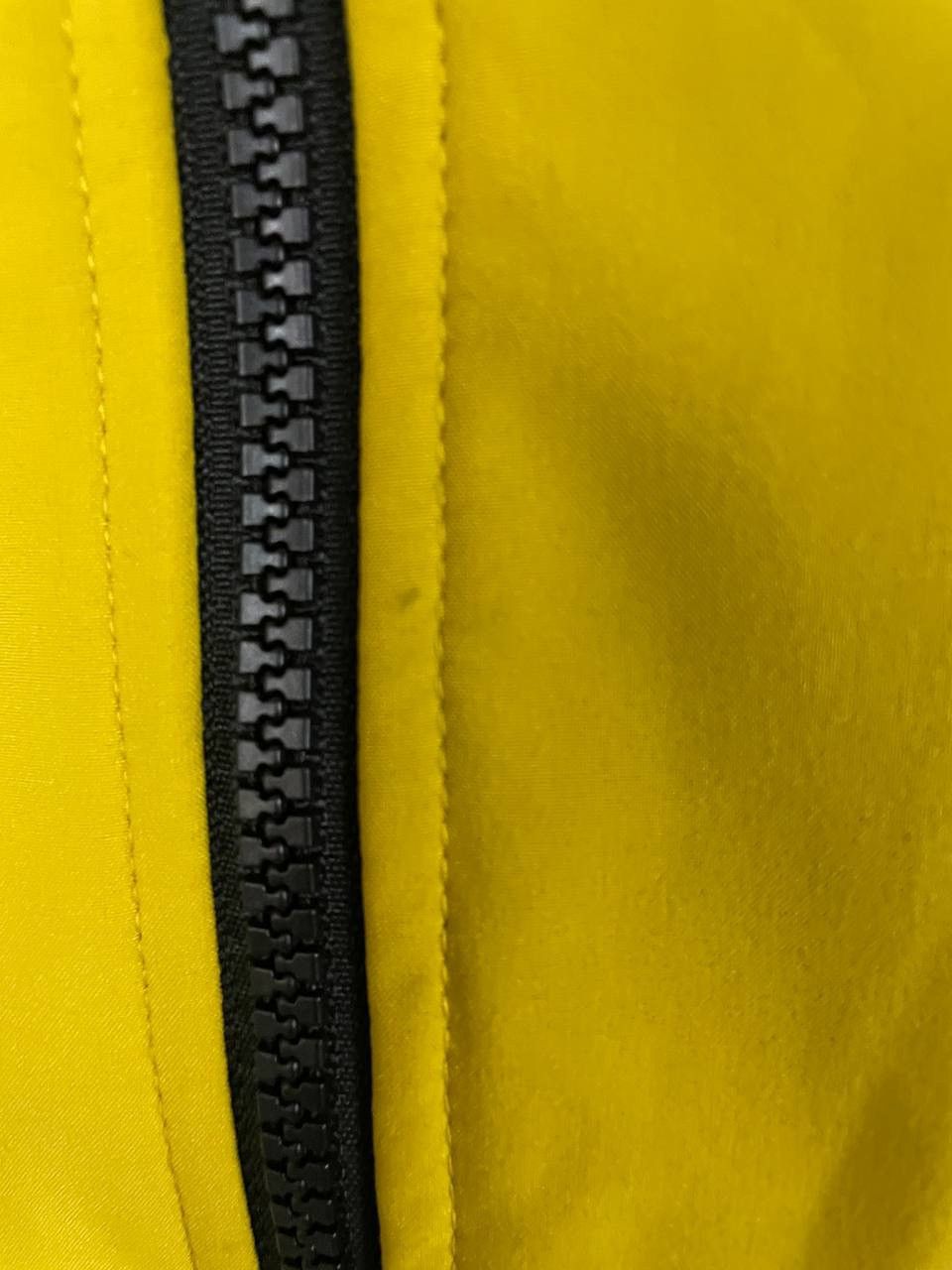 C.P. Company C.P. Company Vest Yellow Jacket Shell-R Soft Shell Size US XS / EU 42 / 0 - 4 Thumbnail