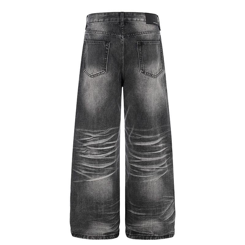 Vintage Men's American Vintage Washed, Whiskered Straight-Leg Jeans Size US 32 / EU 48 - 2 Thumbnail