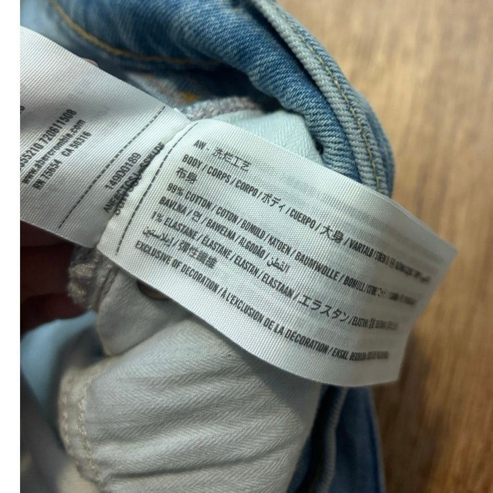 Abercrombie & Fitch Abercrombie & Fitch The 4” Mom Short High Rise Size 29/8 Size 30" / US 8 / IT 44 - 4 Thumbnail