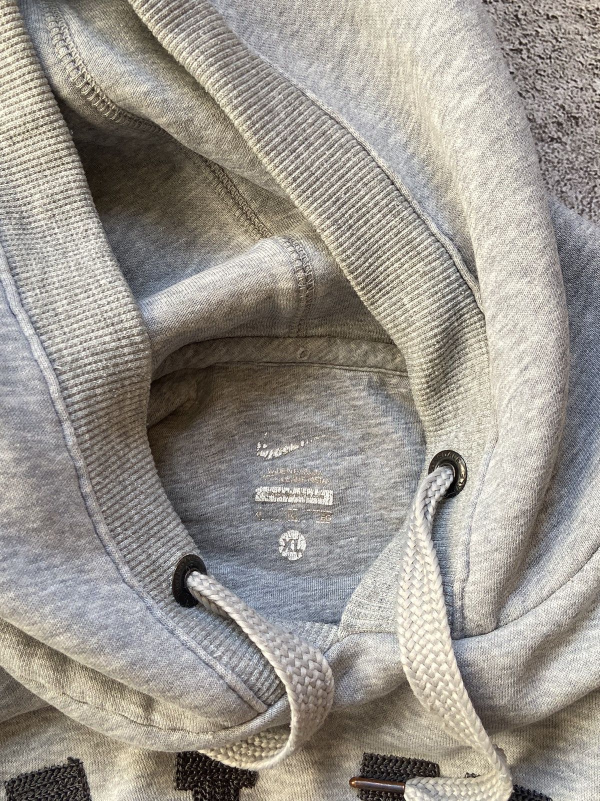 Nike × Vintage Vintage Nike Distressed Y2K Oversized Hoodie Size US XL / EU 56 / 4 - 8 Thumbnail