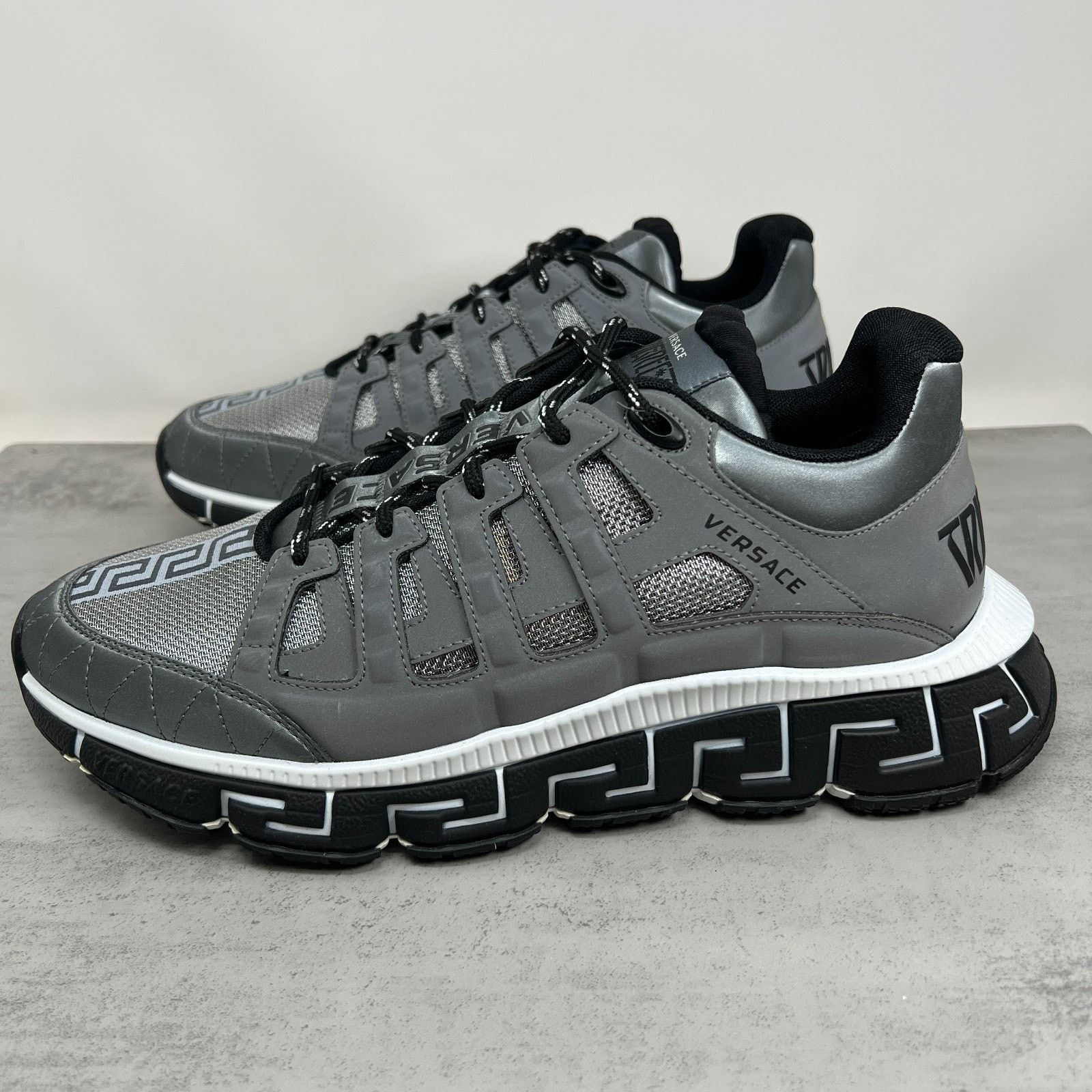 Versace Versace Trigreca Sneakers DSU8094 NEW without Box US  display picture 3