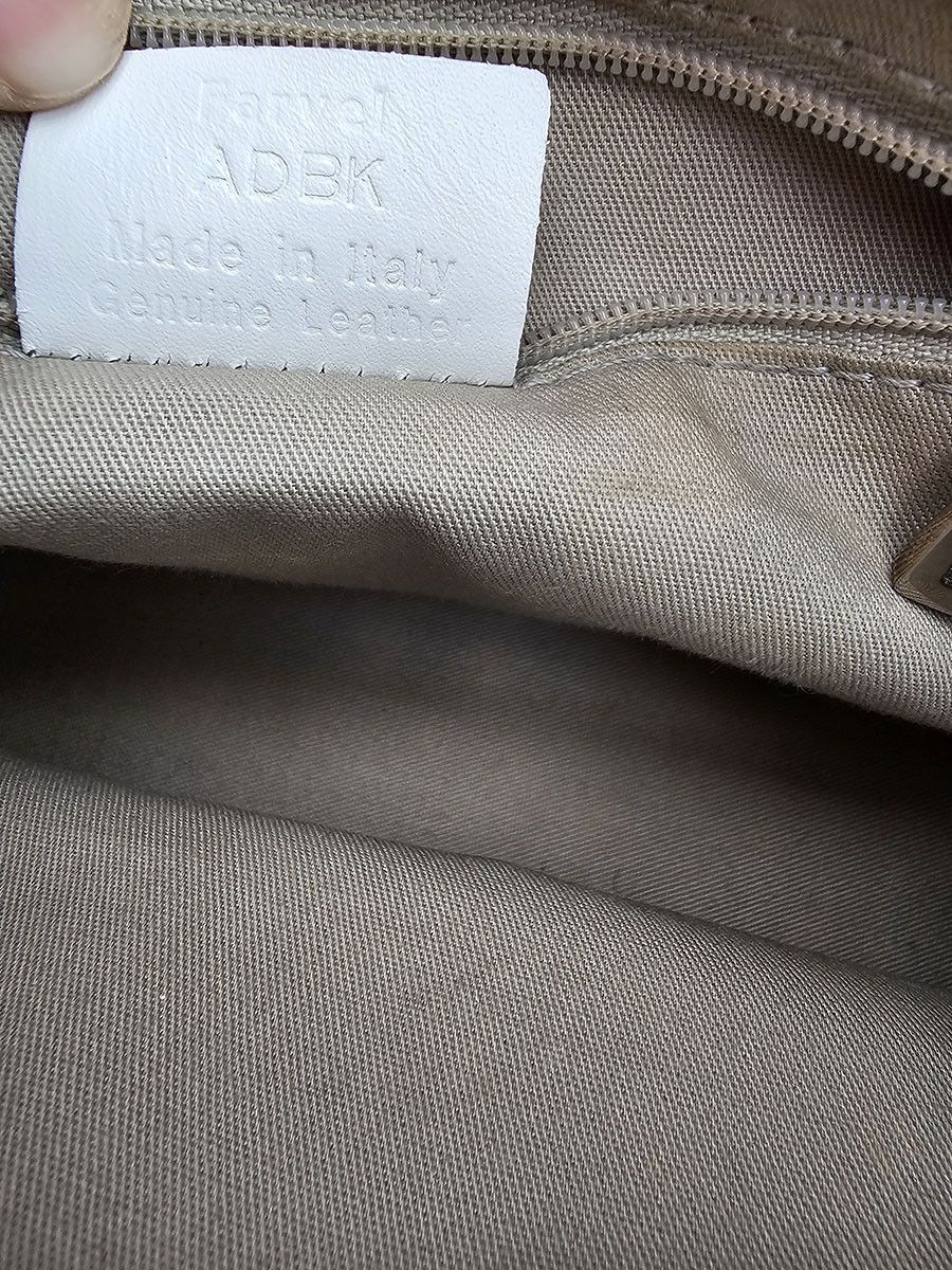 Bally Bally White Leather Zip Shoulder Bag Size ONE SIZE - 13 Thumbnail
