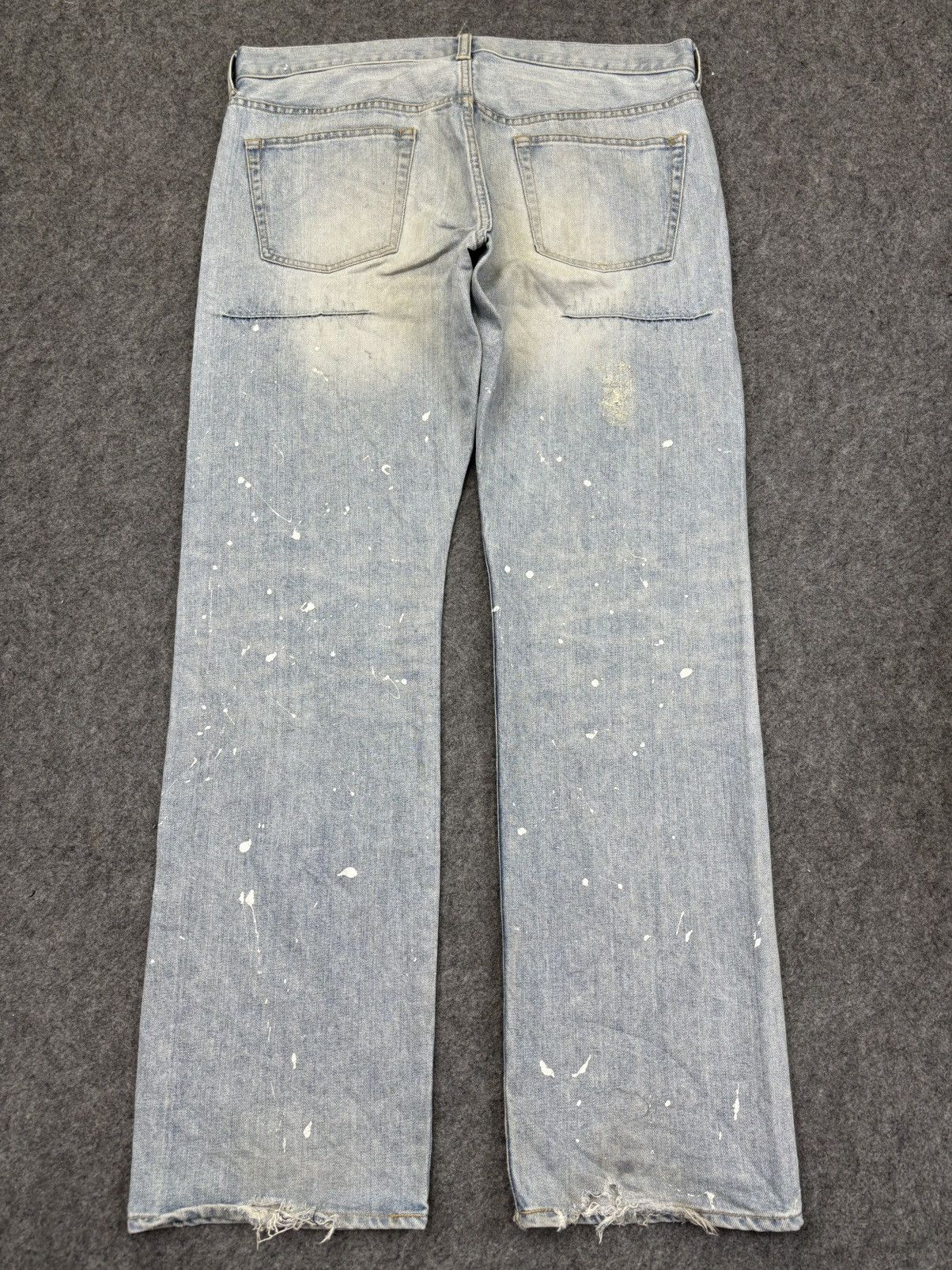 Takeo Kikuchi Takeo Kikuchi Painter Distressed Light Wash Denim F992 Size US 37 - 16 Thumbnail