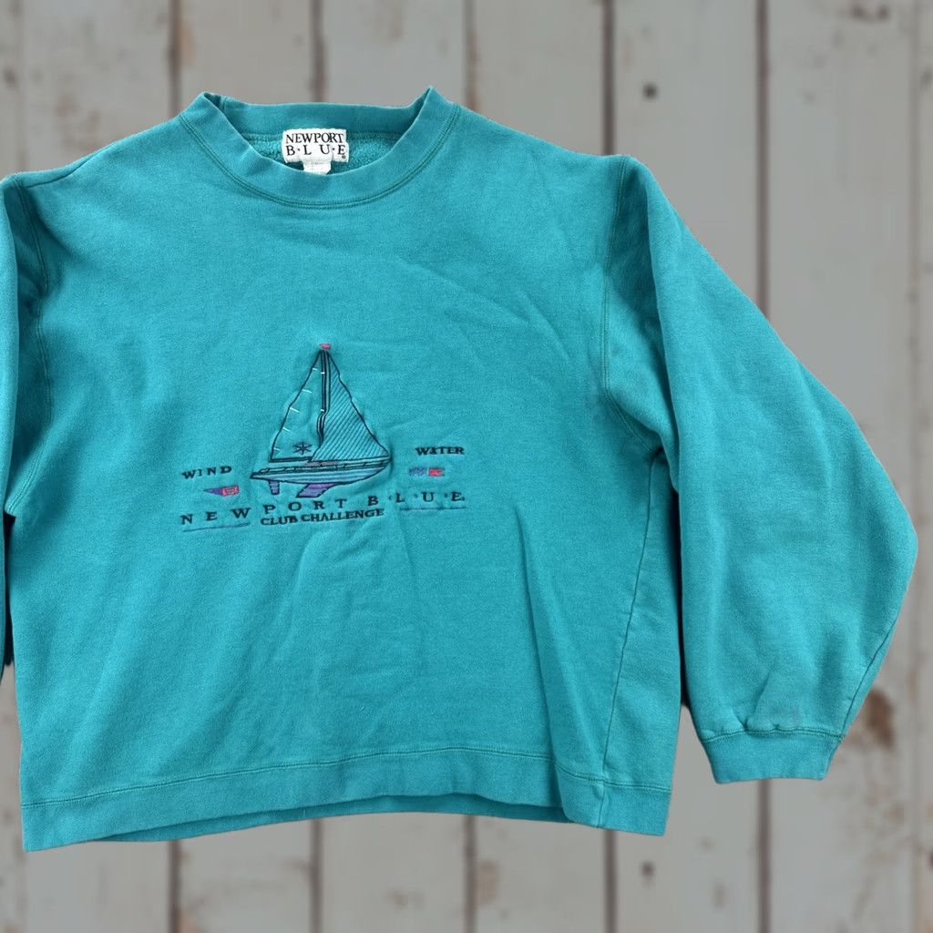 Vintage VINTAGE Newport Blue Turquoise Green 90s Boxy Crew Neck Embroidered Sweatshirt L Men Shirts Girls Size US L / EU 52-54 / 3 - 1 Thumbnail