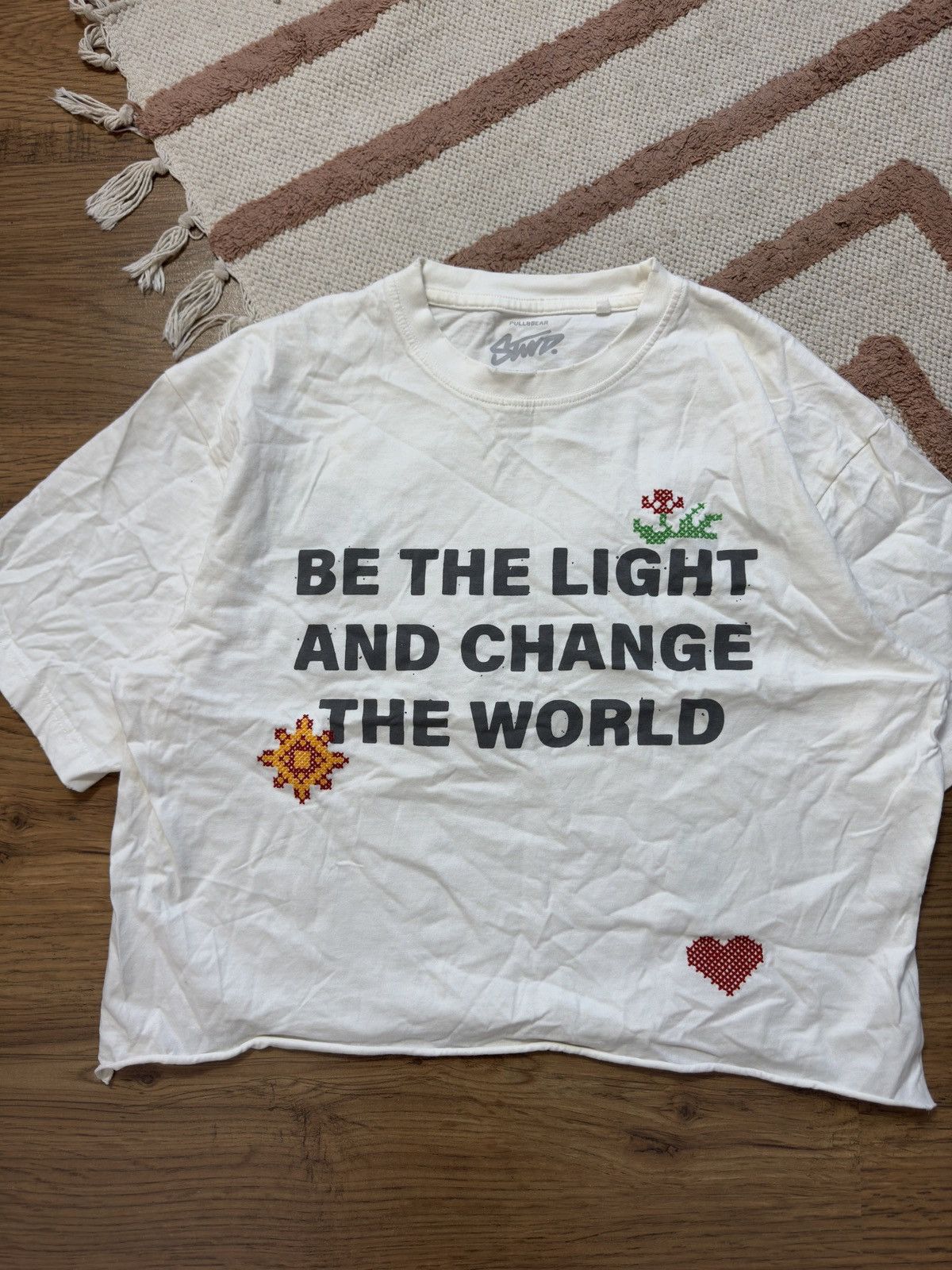 Vintage “BE THE LIGTH AND CHANGE THE WORLD” HUMOR BOXY FIT TEE Size US S / EU 44-46 / 1 - 3 Thumbnail