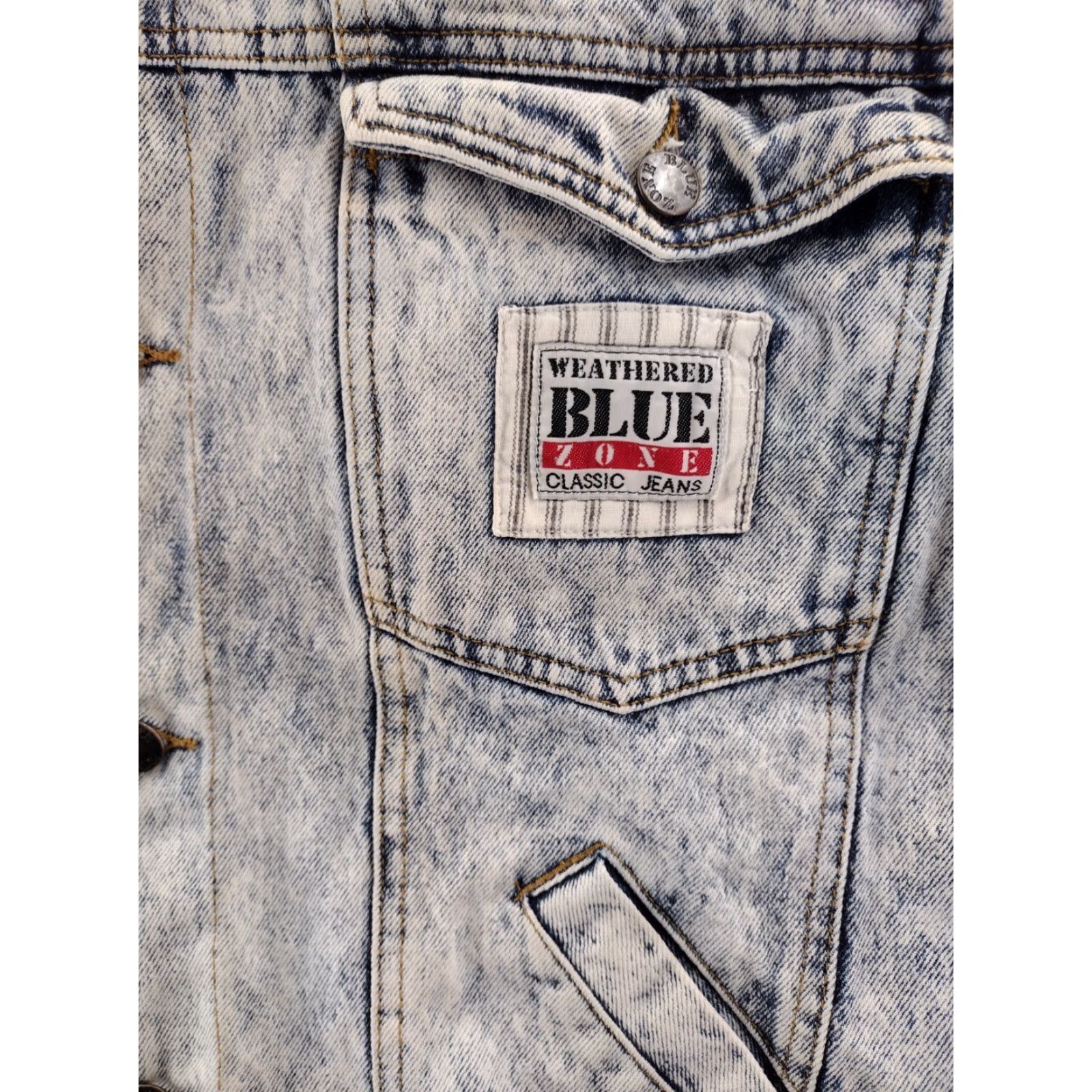 Vintage VINTAGE Blue Zone Jacket Mens M Denim Blue 90s Bomber Zone Stone wash Pockets Snap Closure Shirt? Size US 31 - 3 Thumbnail