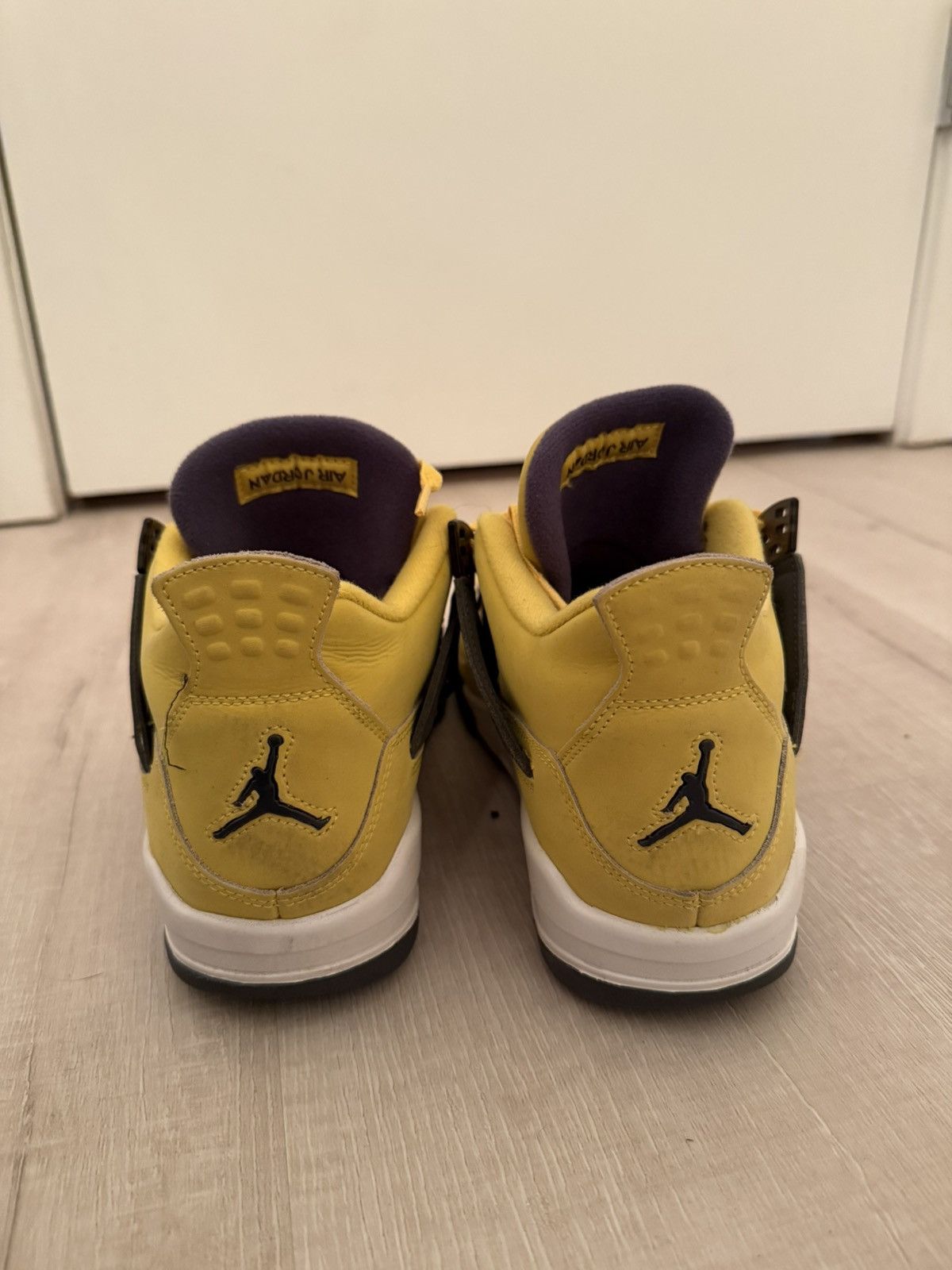 Jordan Brand Jordan 7y but will fit women size 8 Size US 7 / IT 37 - 2 Thumbnail