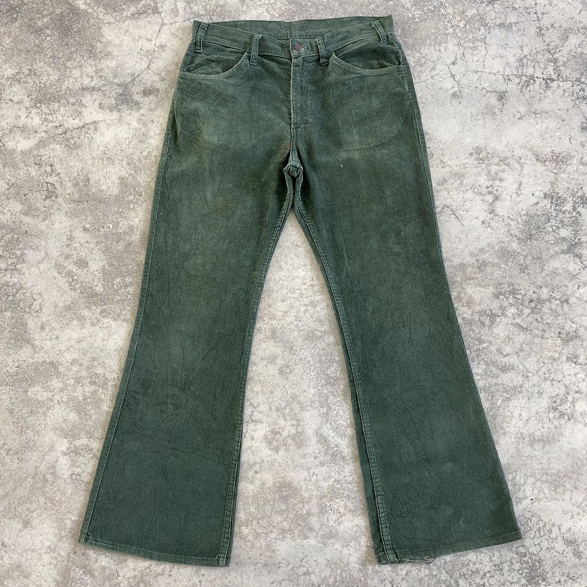Levi's Vintage 1973 Levis 646 Faded Green Corduroy Flared Jeans Size US 31 - 1 Thumbnail