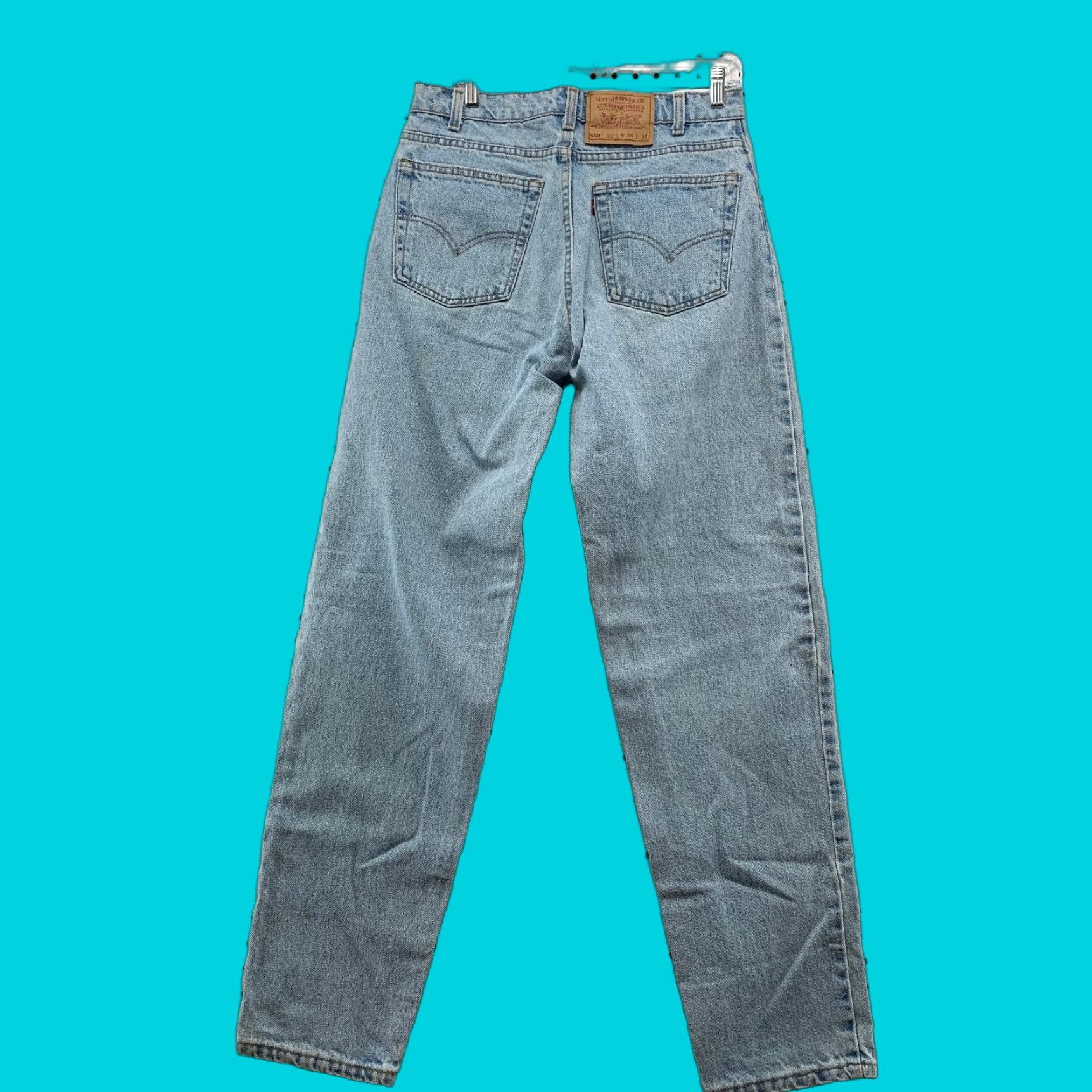 Levi's VINTAGE Levi's 550 Jeans Men 31x33 Light Wash Relaxed Tapered USA Denim 5-Pocket 90s Style Mens Size US 31 - 1 Thumbnail
