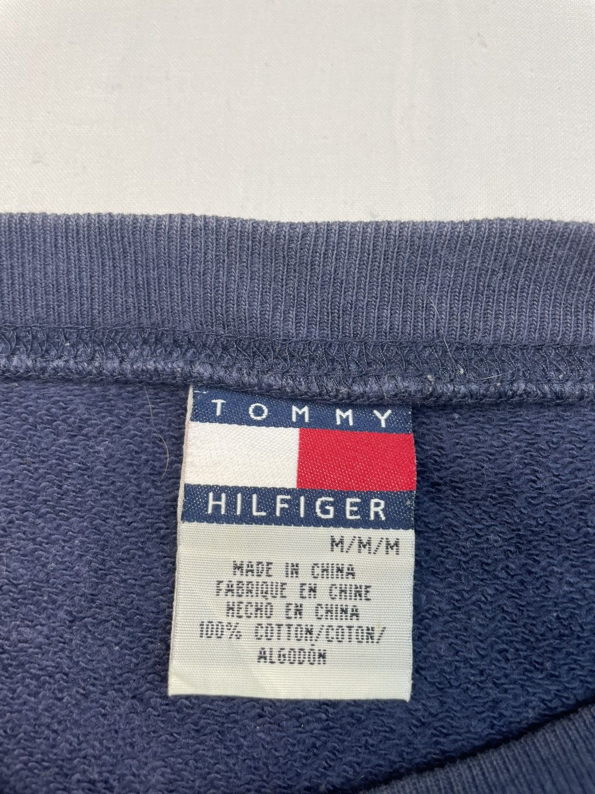 Tommy Hilfiger Vintage Sweatshirt Tommy Hilfiger Spellout Big Logo Size US M / EU 48-50 / 2 - 3 Thumbnail