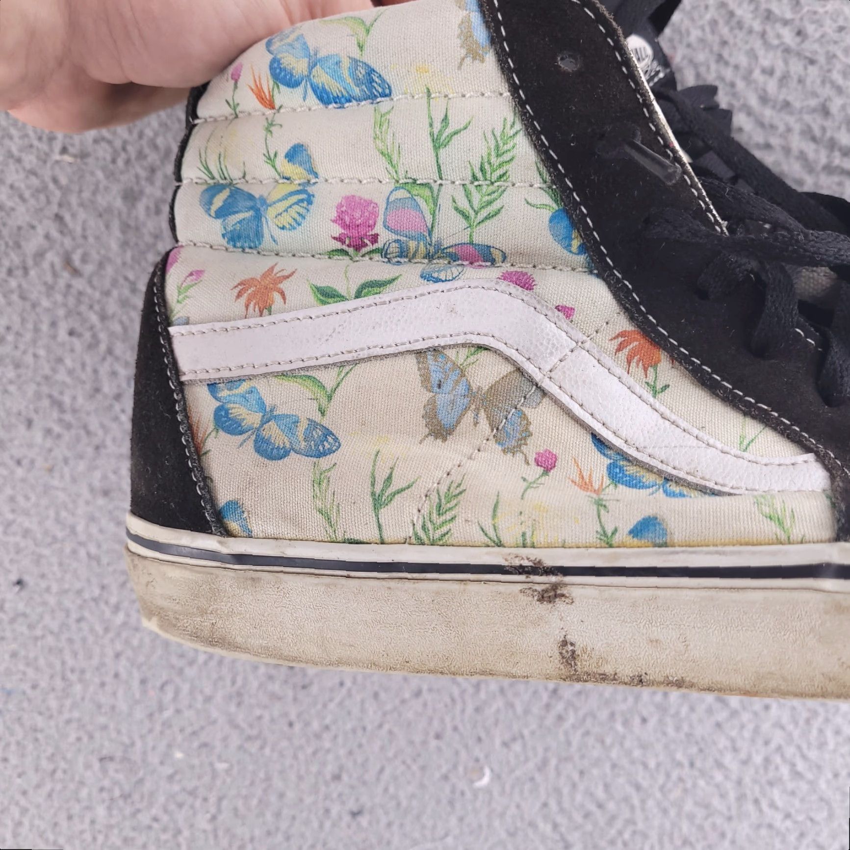 Vans Vans Shoes Mens 12 Sk8 Hi Floral Butterfly Mashmellow High Top Skate Casual White Sneaker Mens Size US L / EU 52-54 / 3 - 2 Thumbnail