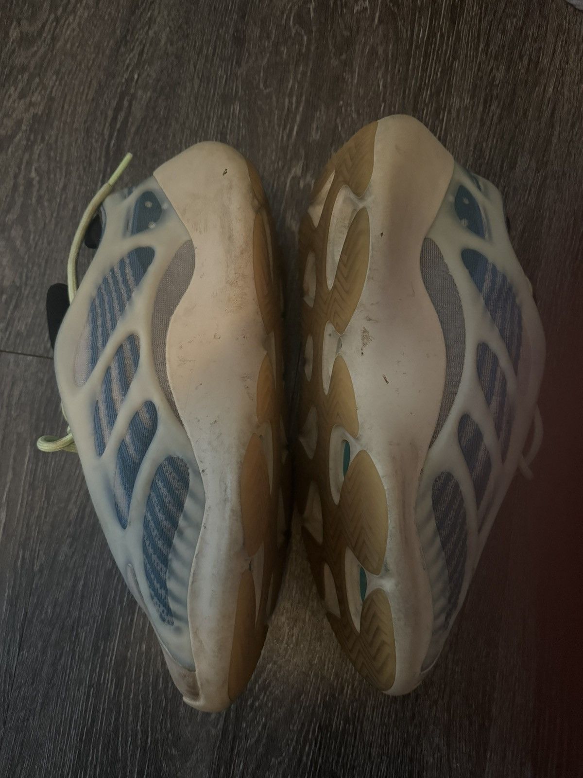 Adidas Yeezy 700 V3 Kyanite Size US 11.5 / EU 44-45 - 3 Thumbnail