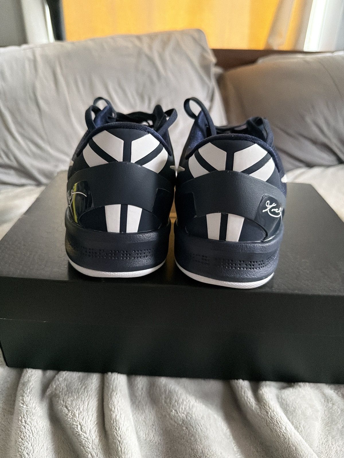 Nike Nike kobe 8 college navy Size US 10.5 / EU 43-44 - 2 Thumbnail