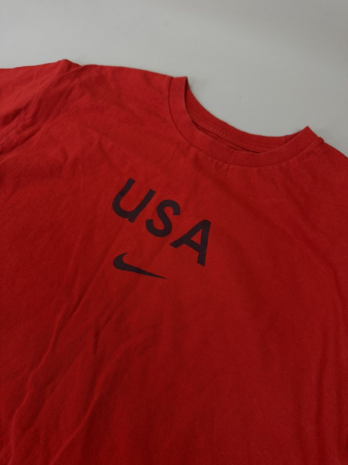Nike Basic Red Tee Nike Cetre Big Logo Usa Size US S / EU 44-46 / 1 - 2 Thumbnail
