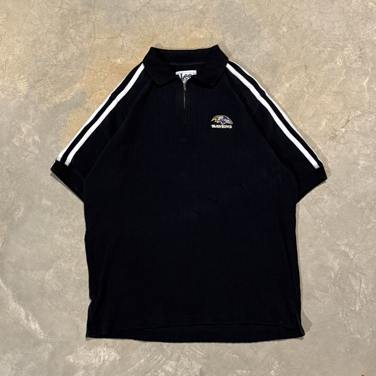Vintage Vintage 1990s Baltimore Ravens NFL Knit Polo Shirt Lee Sport Size US L / EU 52-54 / 3 - 1 Thumbnail