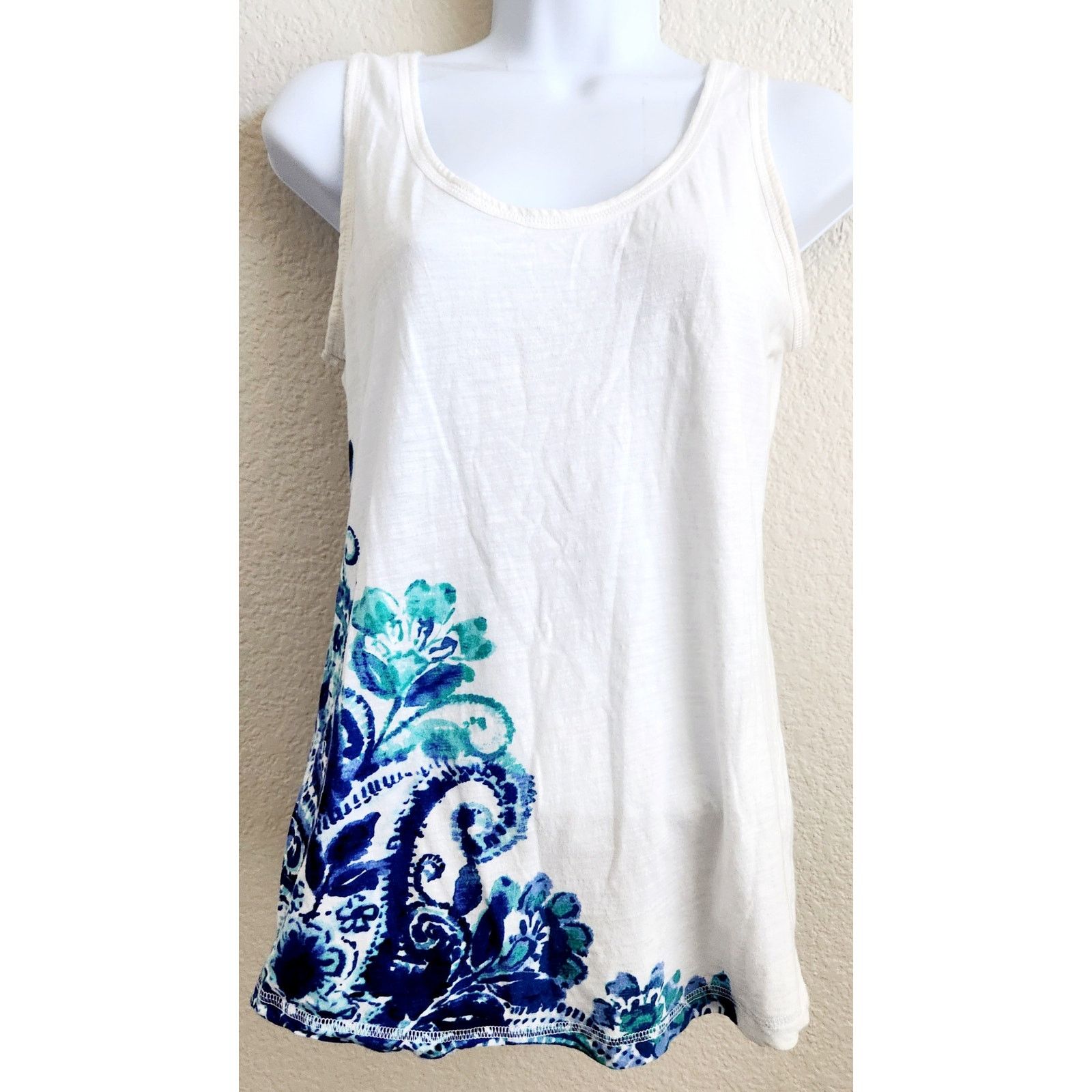 Merona Merona White Blue Floral Print Tank Top Small Lightweight Size S / US 4 / IT 40 - 1 Thumbnail