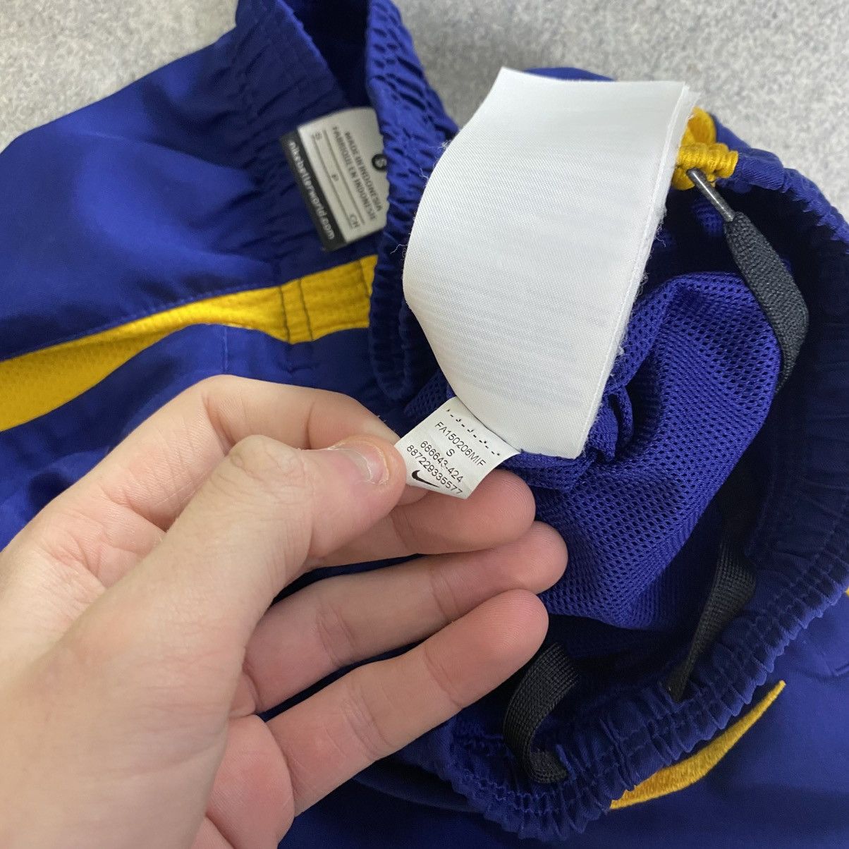 Nike Nike Barcelona trackpants Size US 30 / EU 46 - 7 Thumbnail