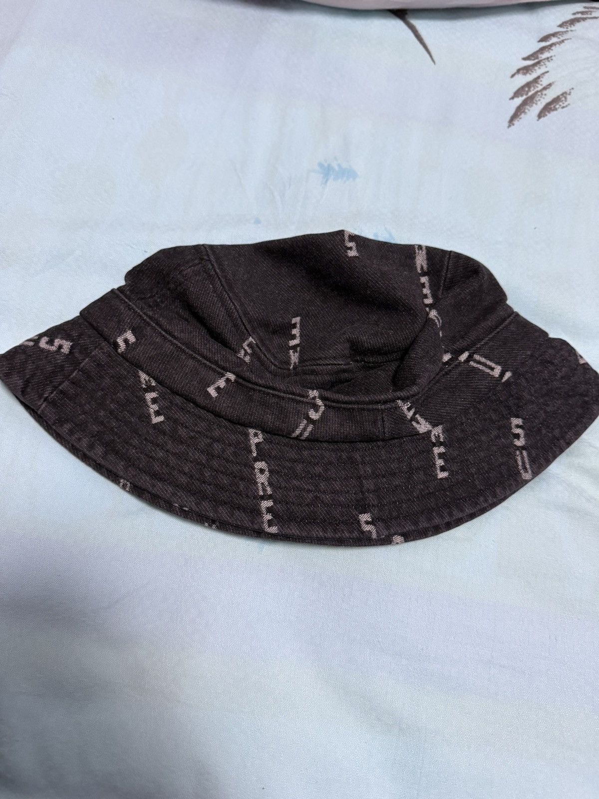 Supreme Supreme FW20 Week 6 Logo Stripe Jacquard Denim Crusher M/L Size ONE SIZE - 2 Thumbnail