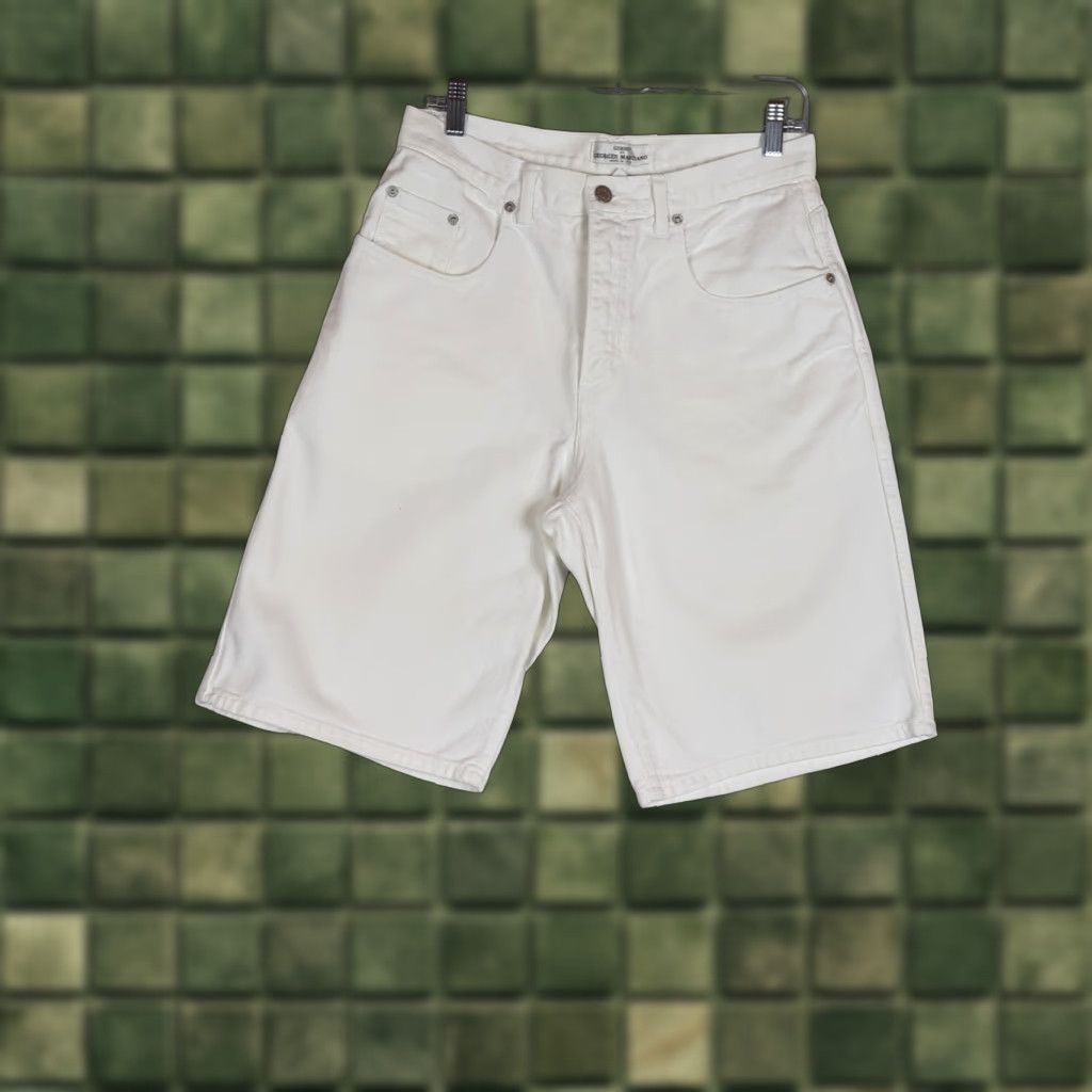 Guess VINTAGE Guess Mens Shorts Bermuda 30 White Denim 12” Inseam 100% Cotton USA Mens Shorts Baggy 90s Logo Pocket 5-Pocket Design Zip Front Size US 30 / EU 46 - 1 Thumbnail