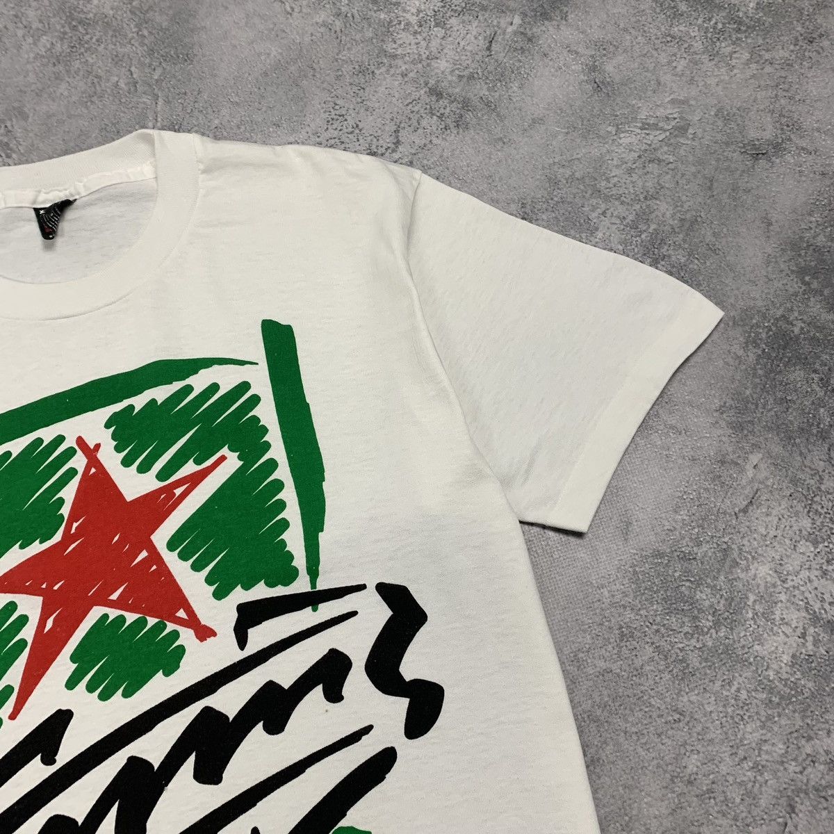 Vintage Vintage Heineken Beer Graphic Tee Single Stitch Size XL Size US XL / EU 56 / 4 - 5 Thumbnail
