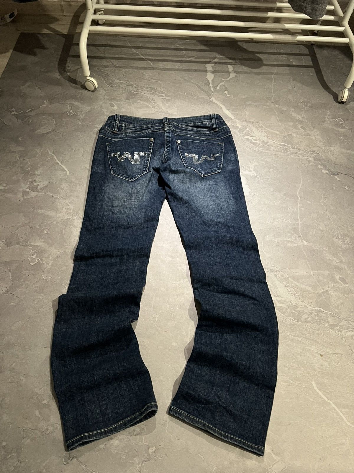 Dark Streetwear Japan Vibe / Balenciaga Style Y2K / Vintage