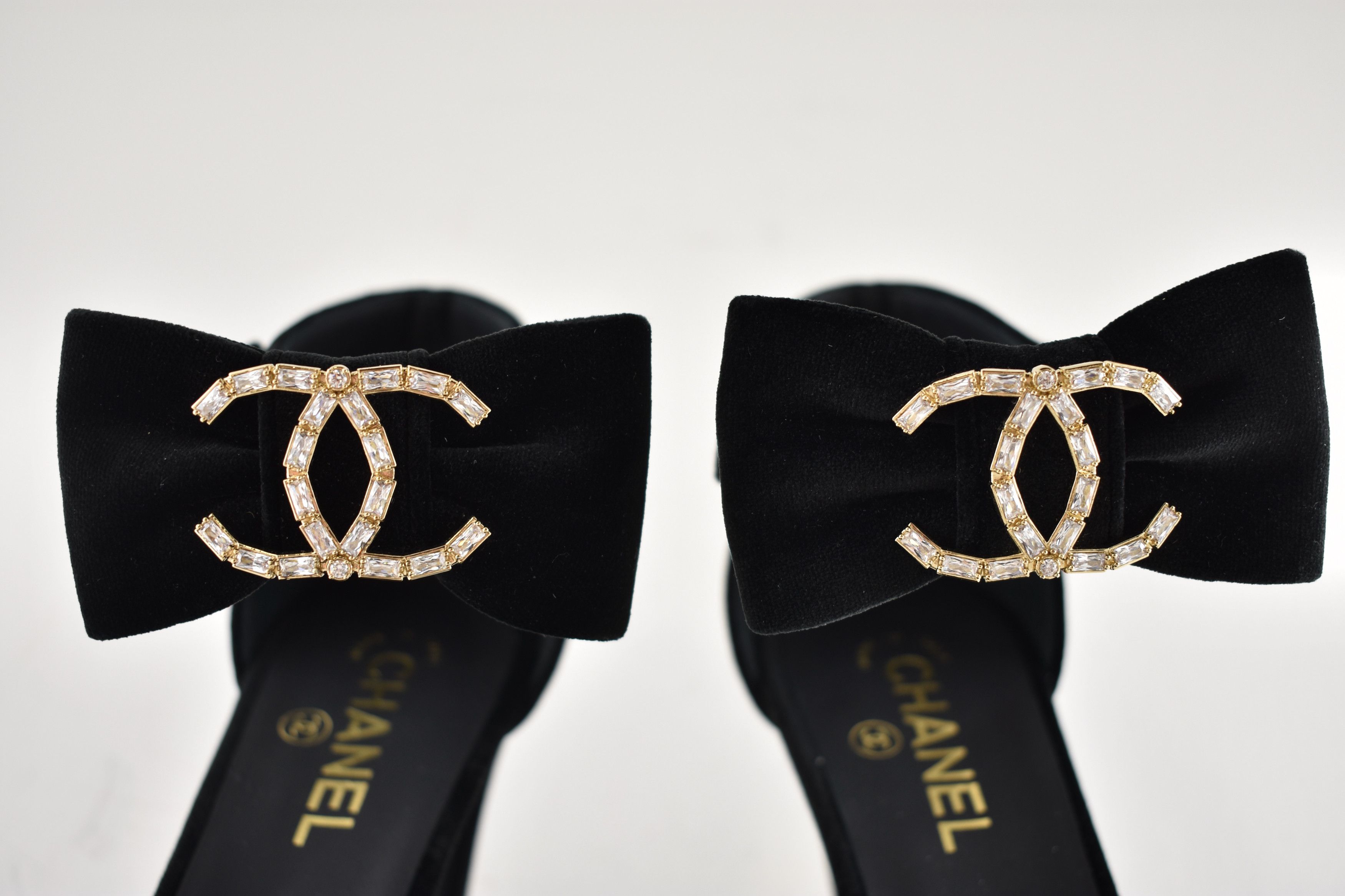 Chanel Chanel 24K Velvet Bow Crystal CC Ankle Strap Heel Pump 42 Size US 12 / IT 42 - 11 Thumbnail