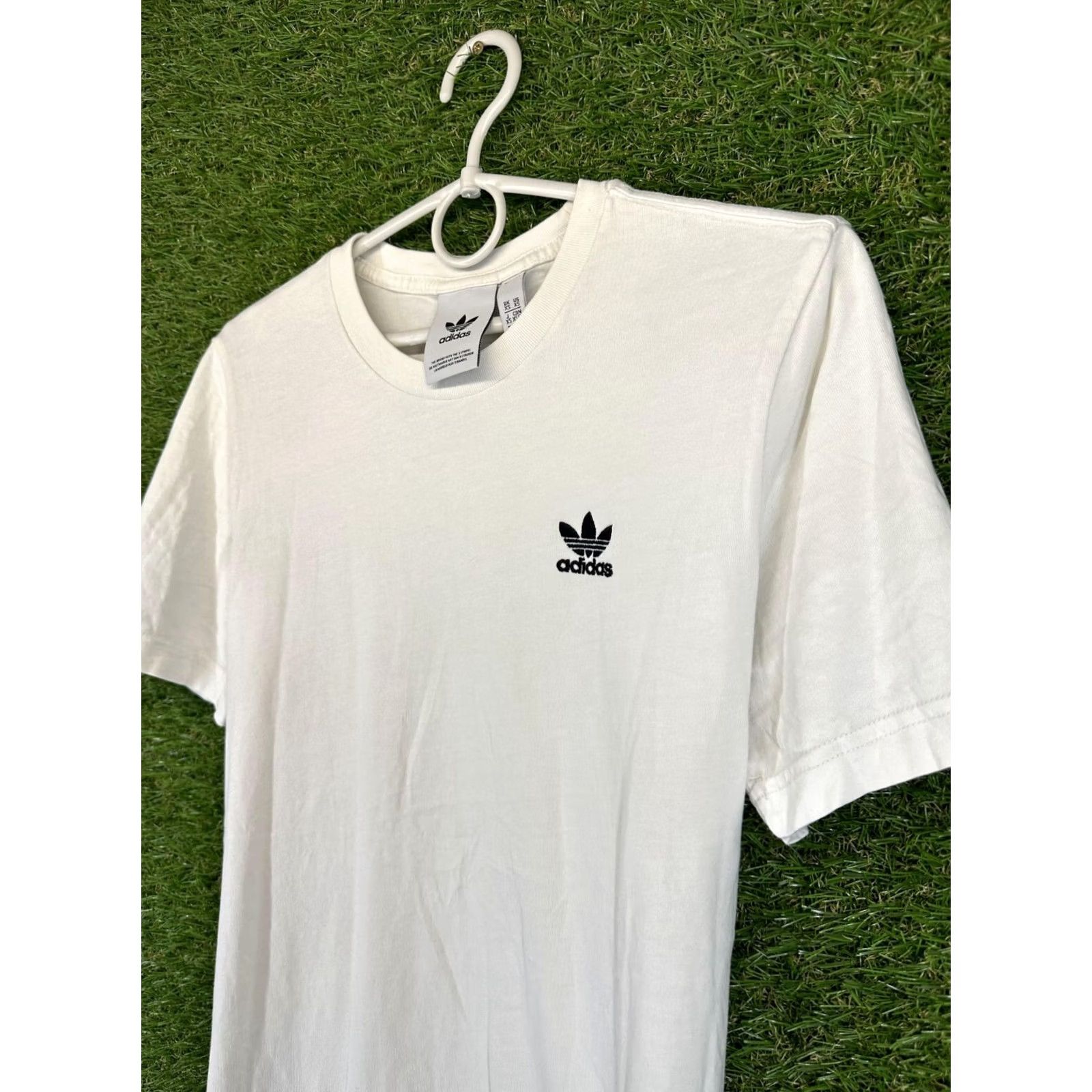 Adidas ADIDAS CLASSIC ORIGINAL 2018 MEN T-SHIRT SHORT SLEEVE SHIRT XS WHITE JERSEY 100% COTTON ORIGINAL PROD DV1576 IGORON93 Mens Size US XS / EU 42 / 0 - 2 Thumbnail