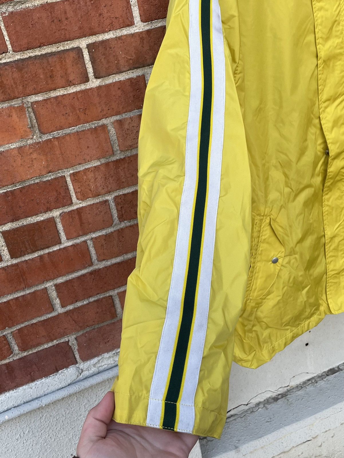 Nike VINTAGE NIKE WHITE TAG RETRO YELLOW GREEN WHITE JACKET XXL Size US XXL / EU 58 / 5 - 3 Thumbnail