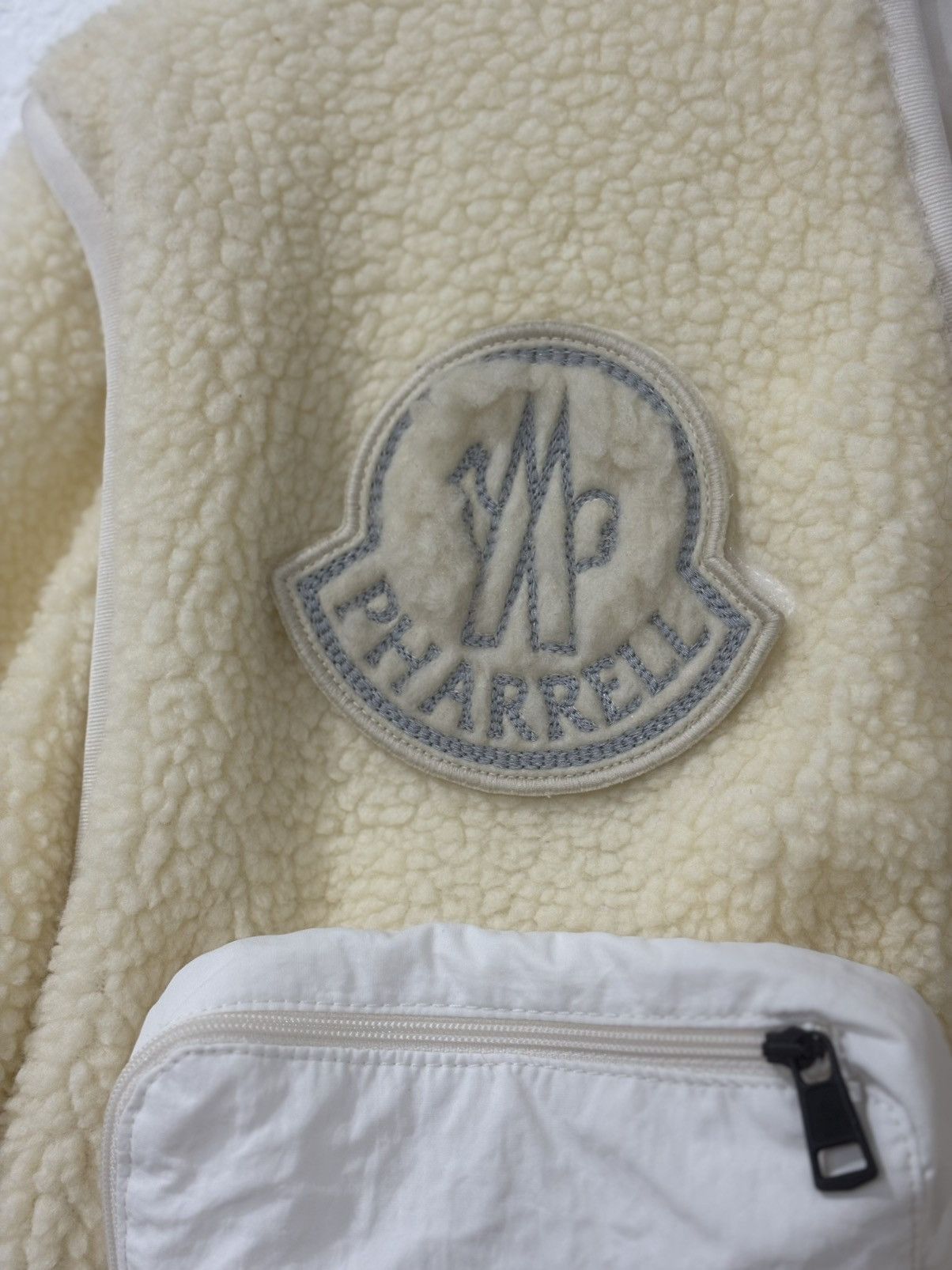 Moncler Moncler/Pharrell Williams Off-White Convertible Down Jacket Size US M / EU 48-50 / 2 - 4 Thumbnail