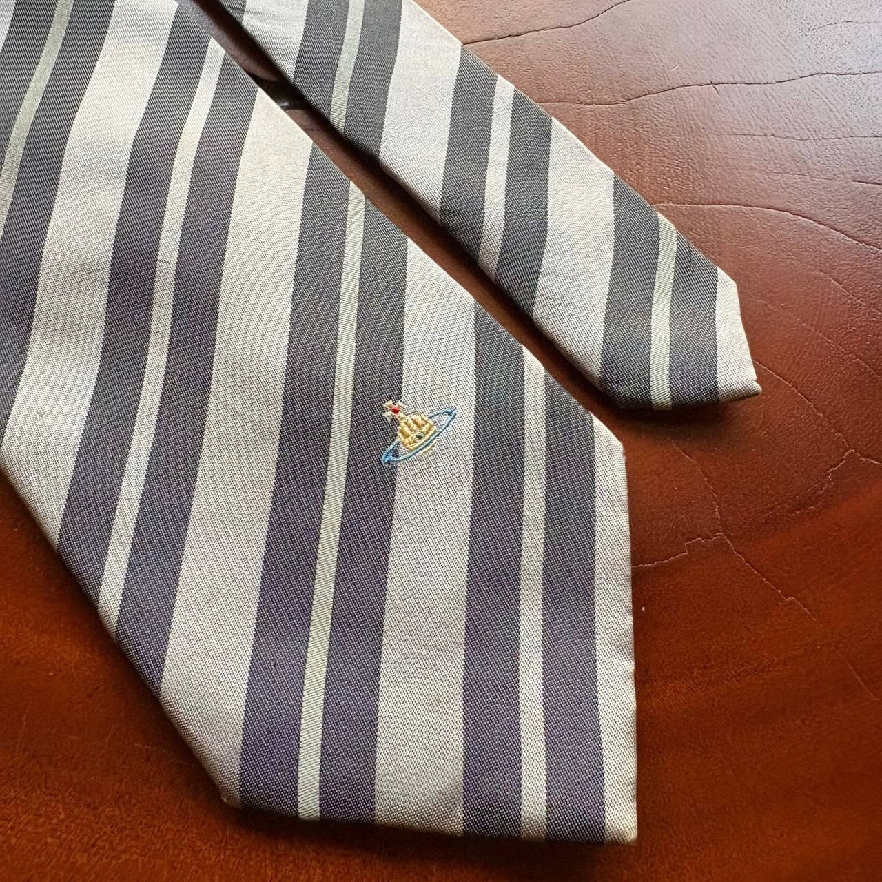 Vivienne Westwood Vivienne Westwood Signature Orb Logo Striped Silk Neck Tie Size ONE SIZE - 4 Thumbnail