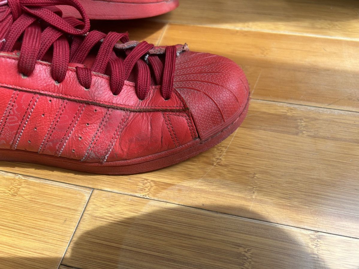 Adidas Red Wiilliams adidas superstar Size US 10 / EU 43 - 3 Thumbnail