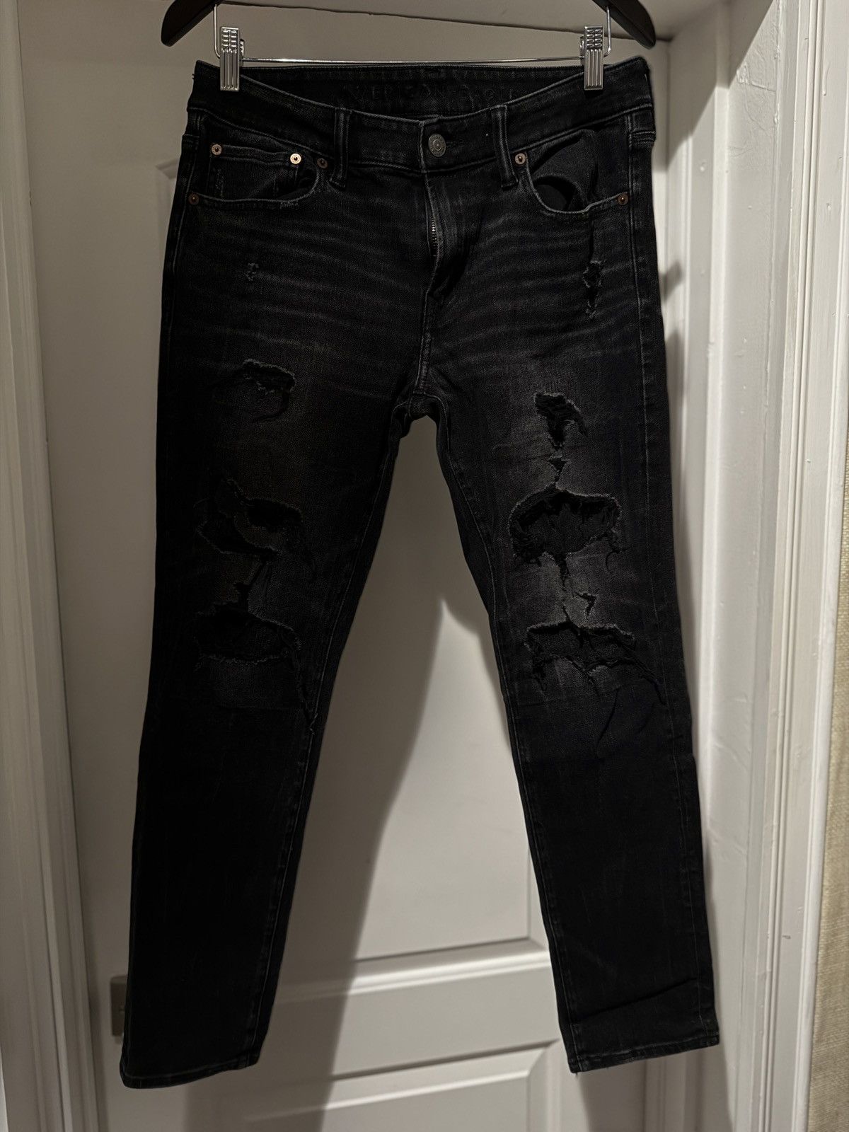 American Eagle Outfitters American Eagle Skinny (Distressed) Jeans 32/30 Size US 32 / EU 48 - 1 Thumbnail