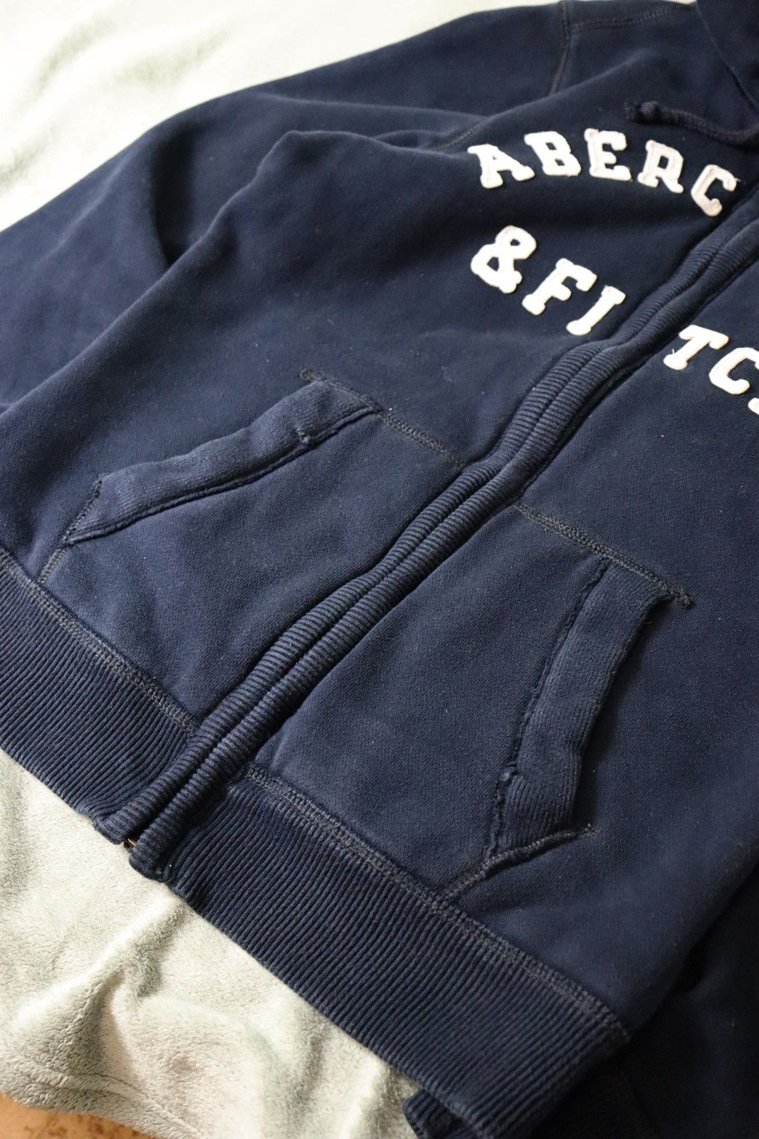 Abercrombie & Fitch Abercrombie & Fitch Vintage Navy Fur Fleece Hoodie y2k Crazy Size US M / EU 48-50 / 2 - 7 Thumbnail