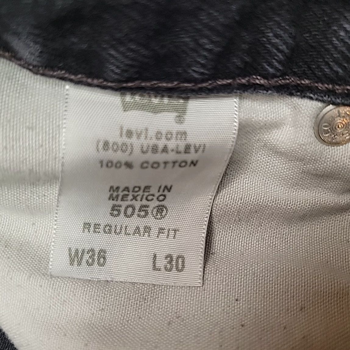 Denime Levis Jeans Mens 36x30 Black 505 Denim 100% Cotton Straight Leg Casual Pants VTG - Mens - Jeans - 36x30 - Black - 505 - Straight - Denim Size US 36 / EU 52 - 5 Thumbnail