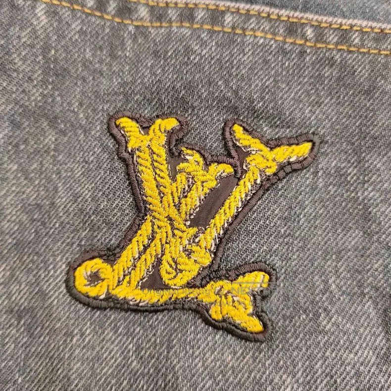 Louis Vuitton Louis Vuitton Dark blue logo straight-leg wide-leg pants Size US 34 / EU 50 - 5 Thumbnail